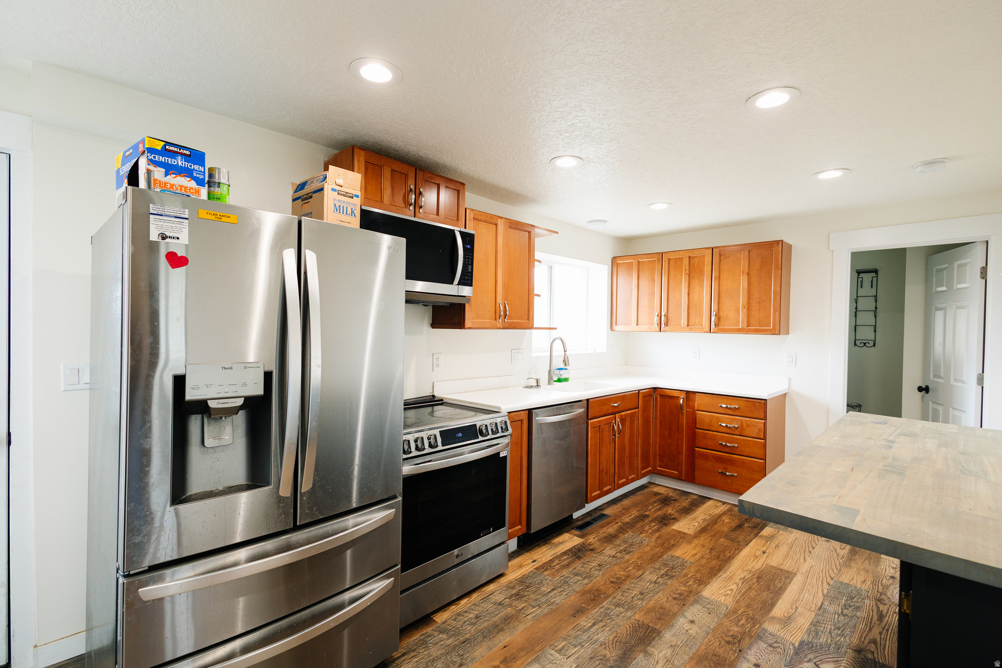 main property photo 14