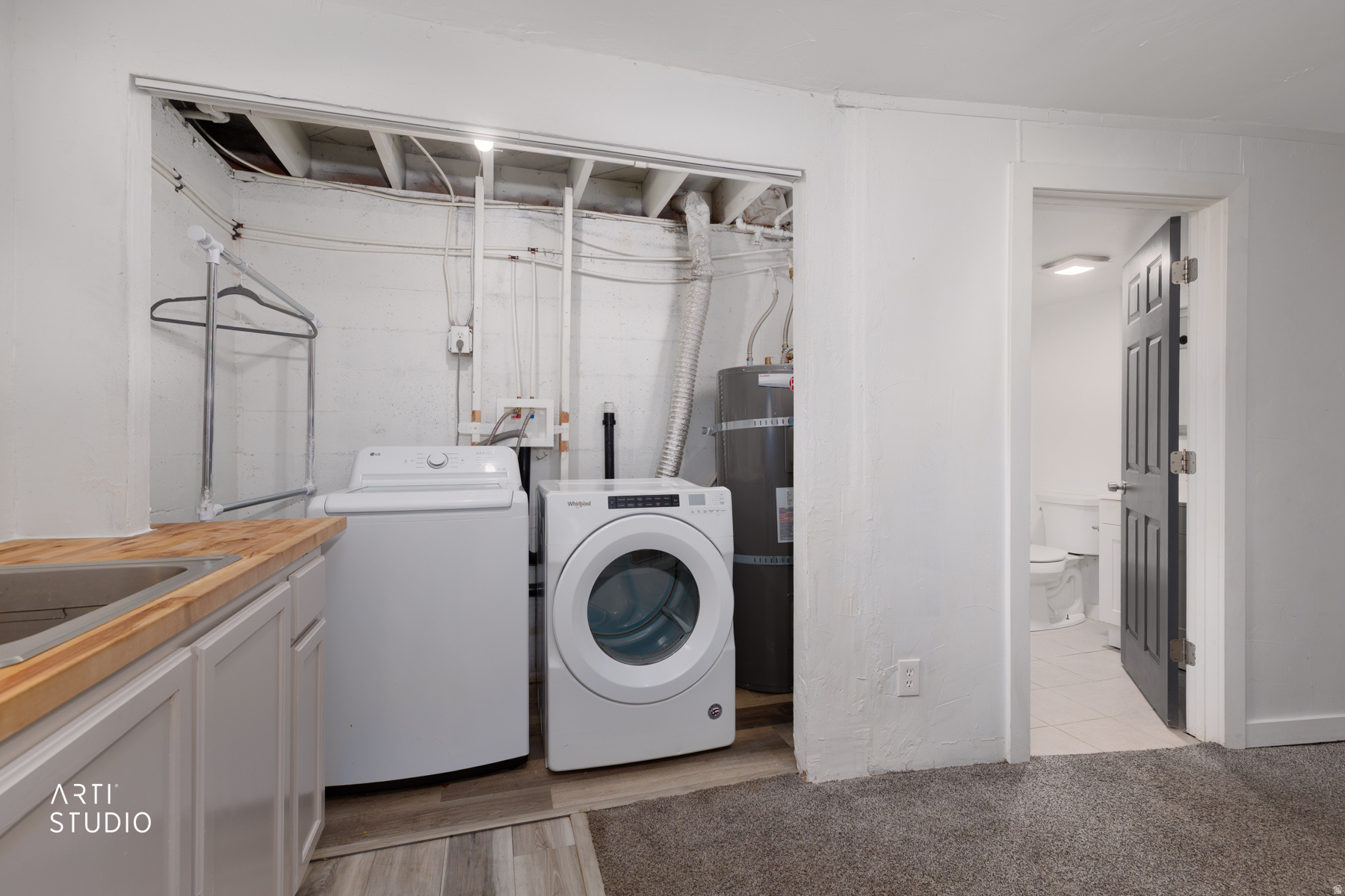 main property photo 20