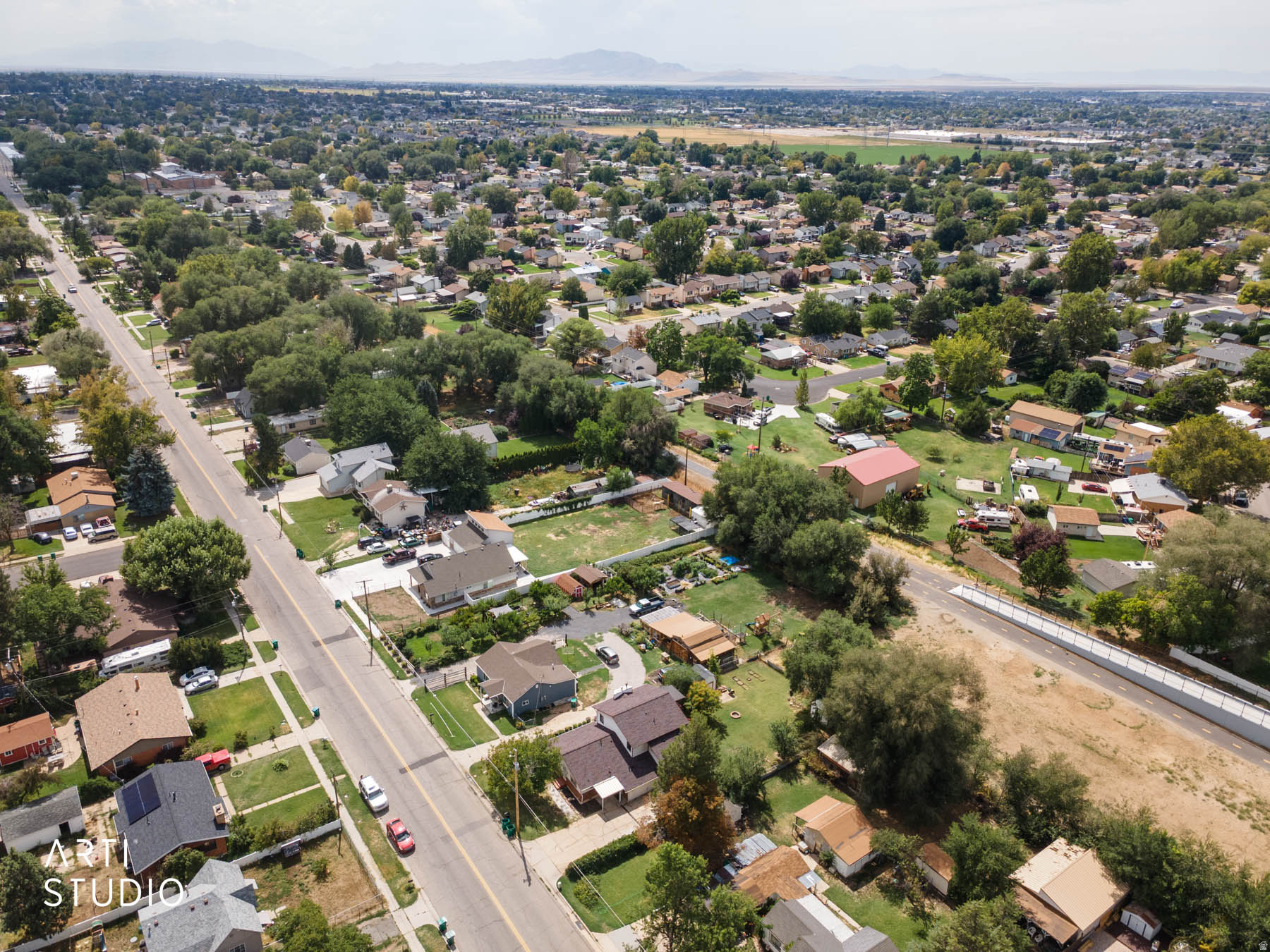 main property photo 41