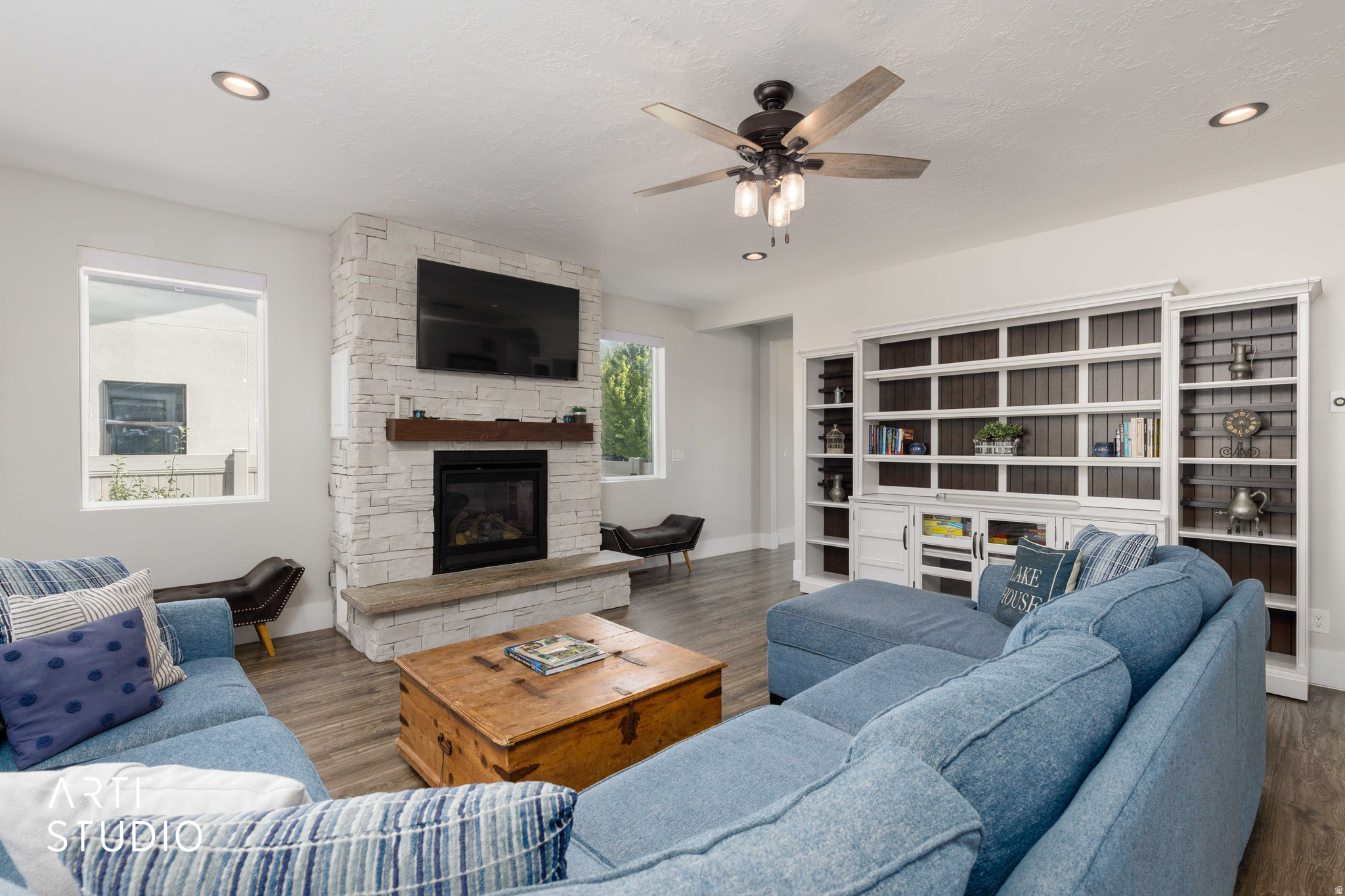 main property photo 14