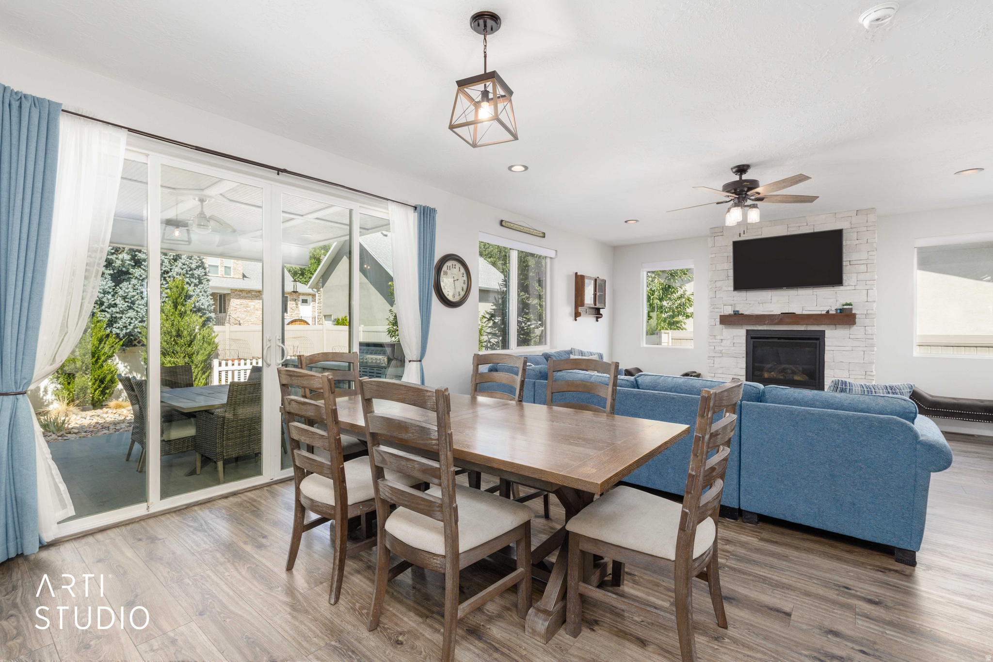 main property photo 16