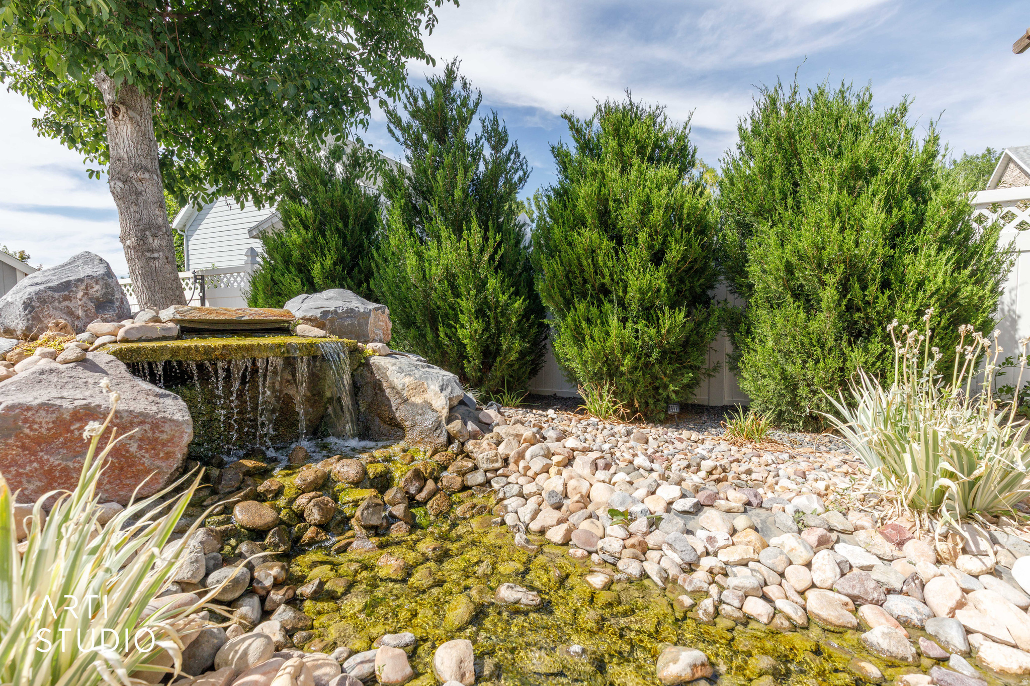 main property photo 90