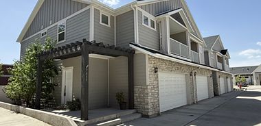 image of property with 4 Bed | 4 Bath | 2,450 Sqft