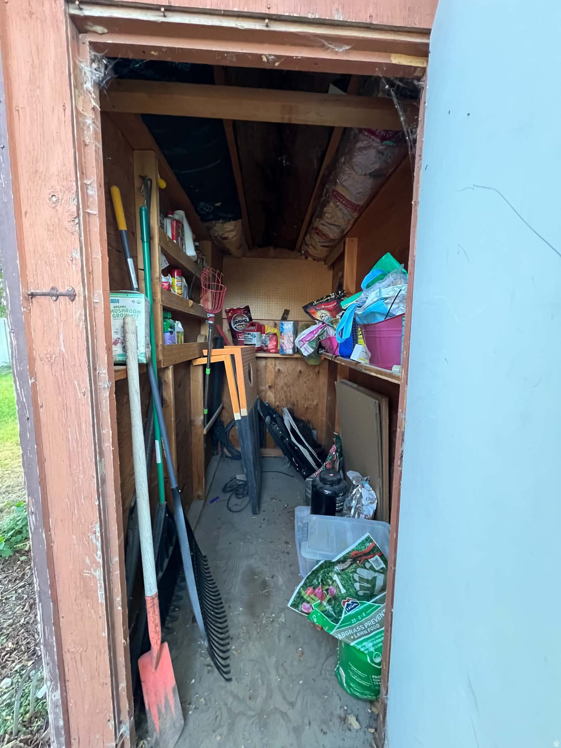 main property photo 59