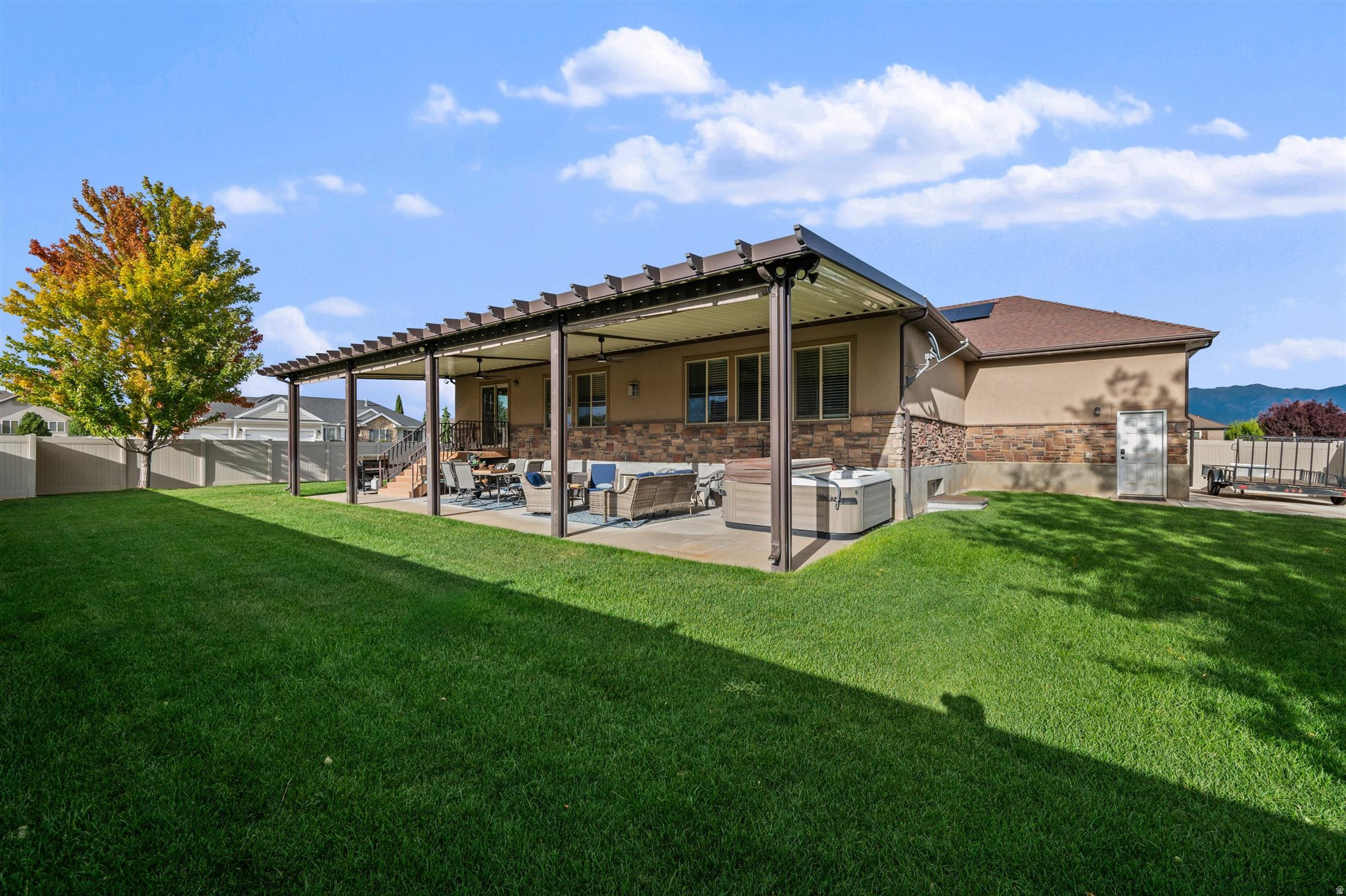 main property photo 47