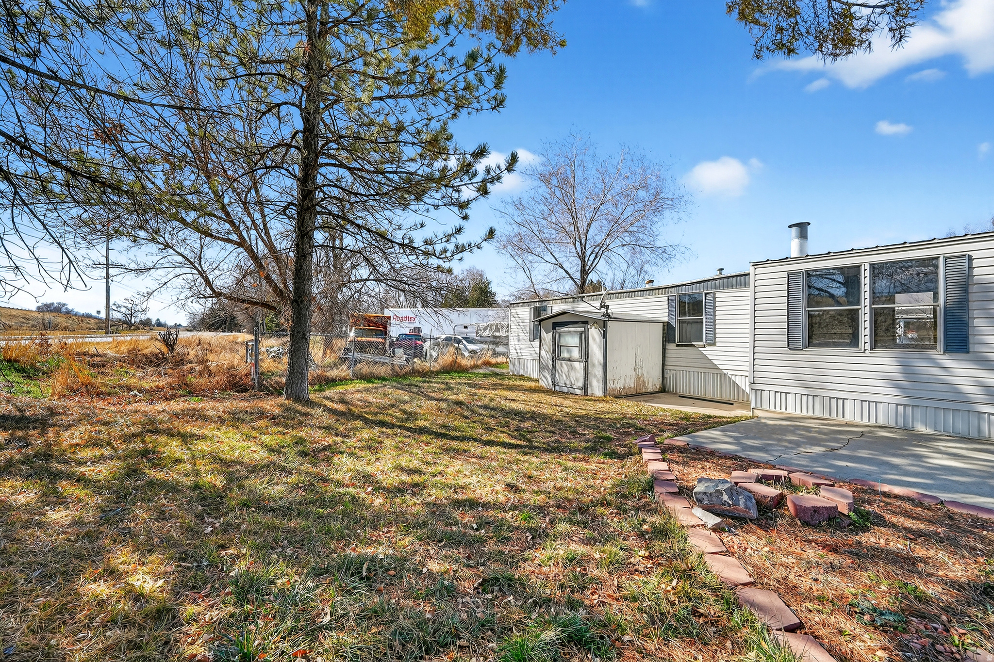 main property photo 18