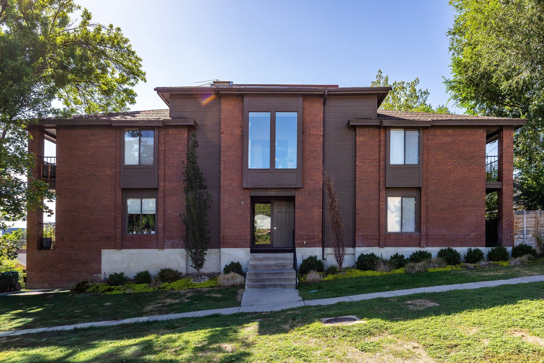 main property photo 19