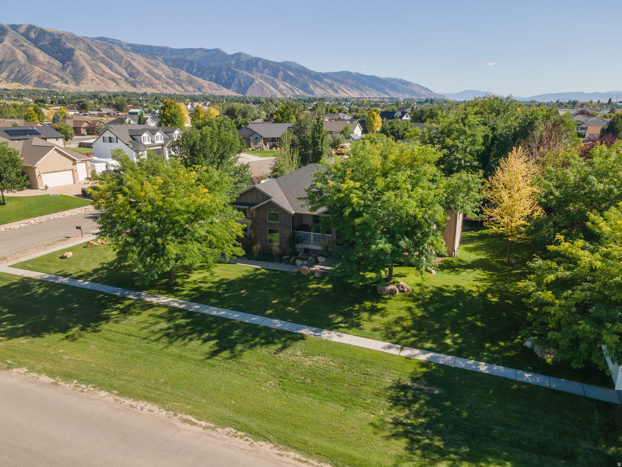 main property photo 3
