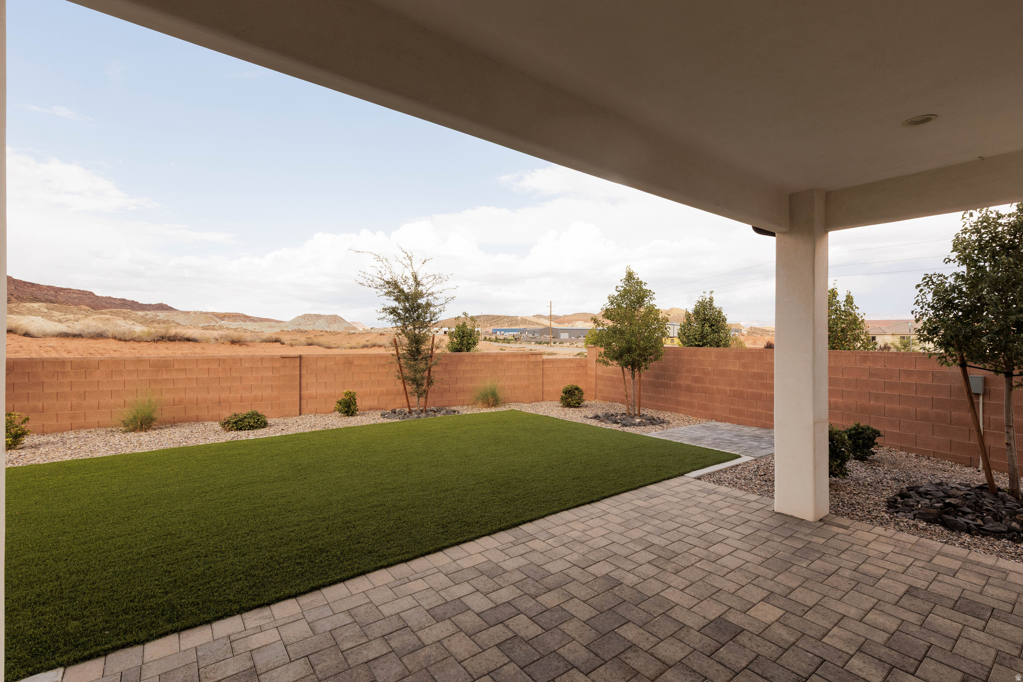 main property photo 37