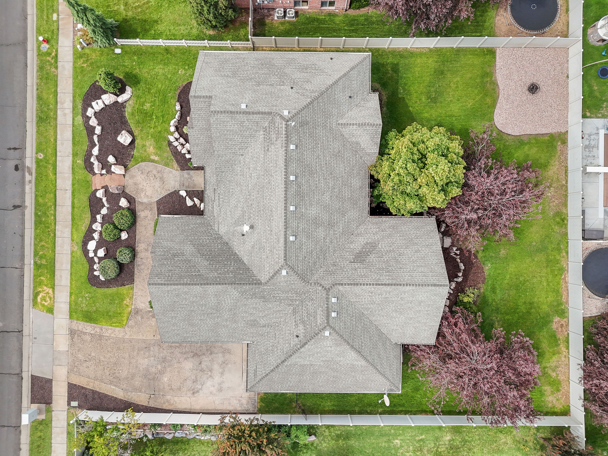 main property photo 58