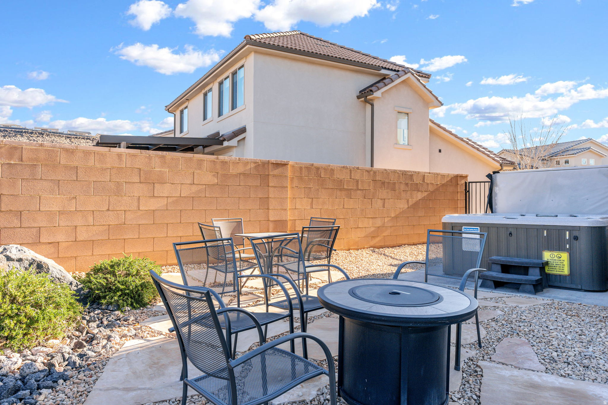 main property photo 75