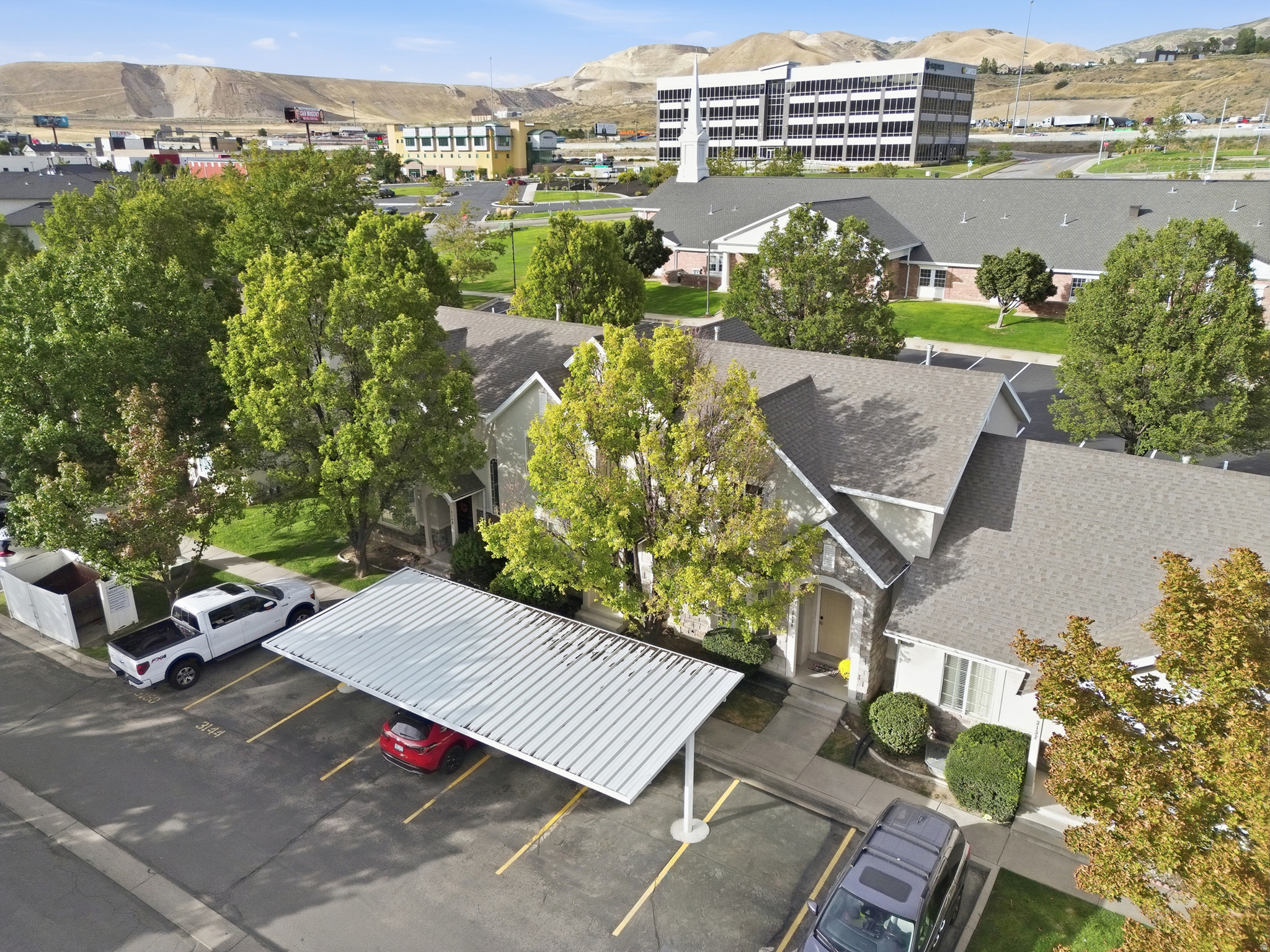 main property photo 51