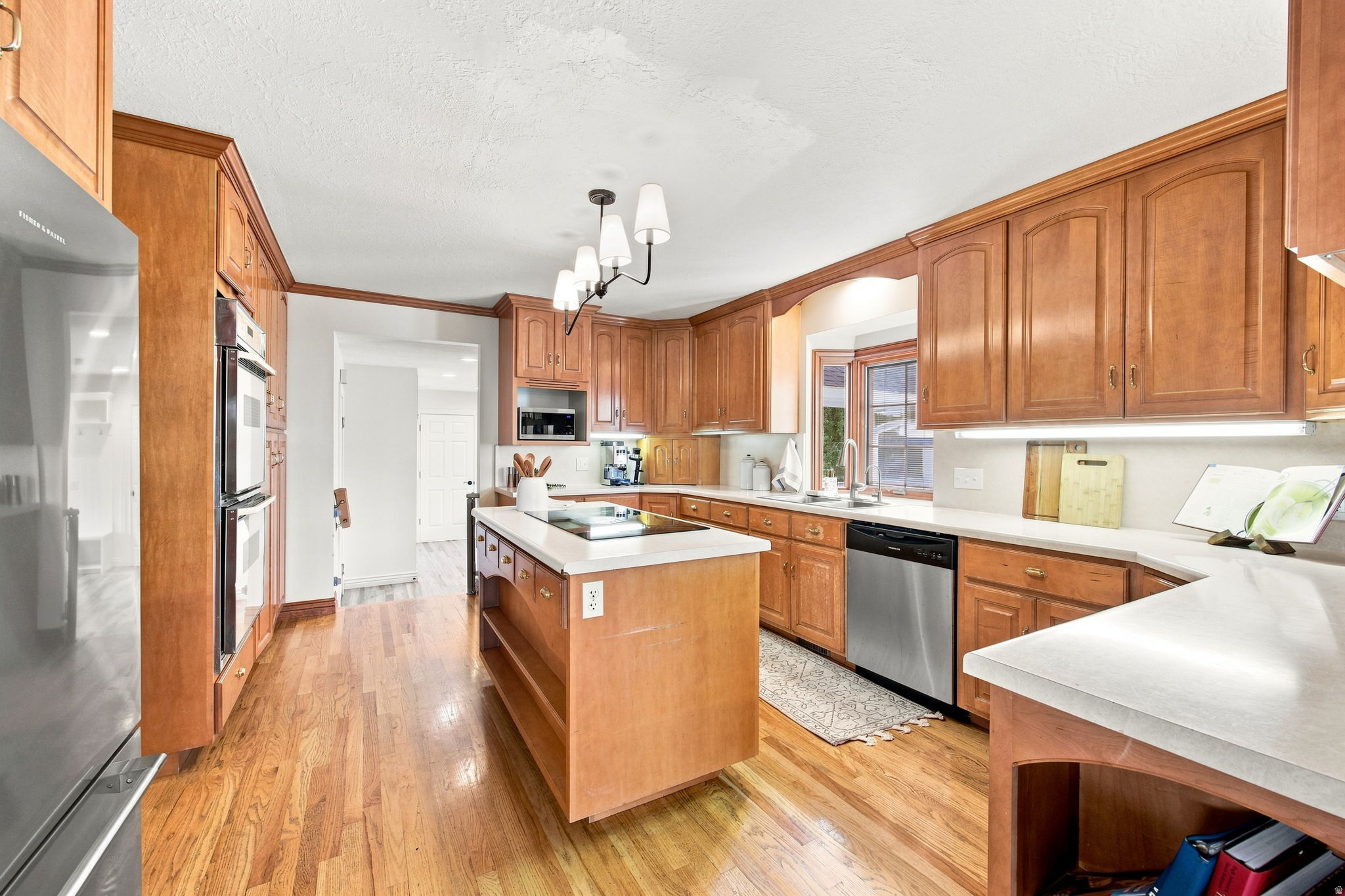 main property photo 13