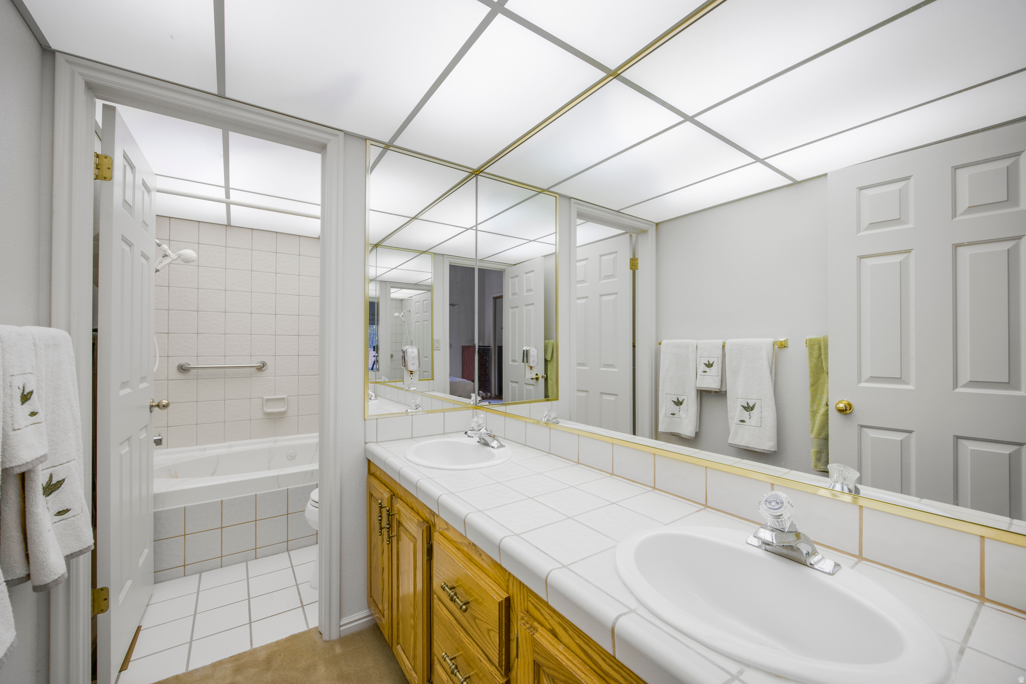 main property photo 15