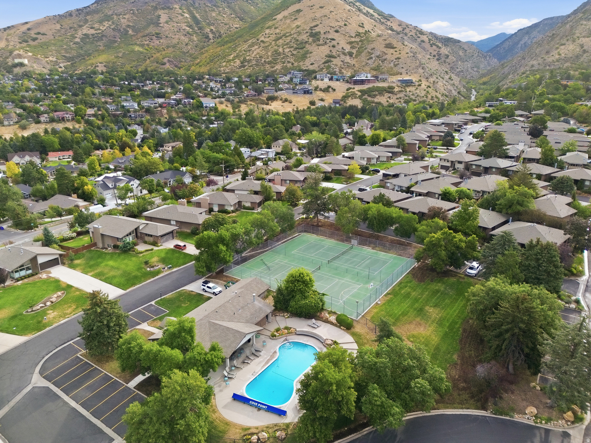 main property photo 20