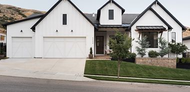 image of property with 5 Bed | 5 Bath | 5,186 Sqft