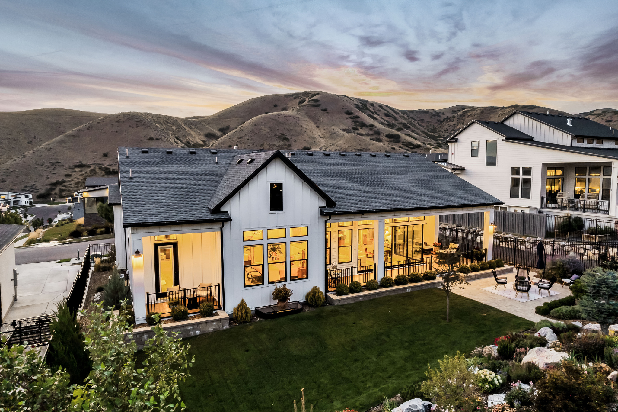 main property photo 41