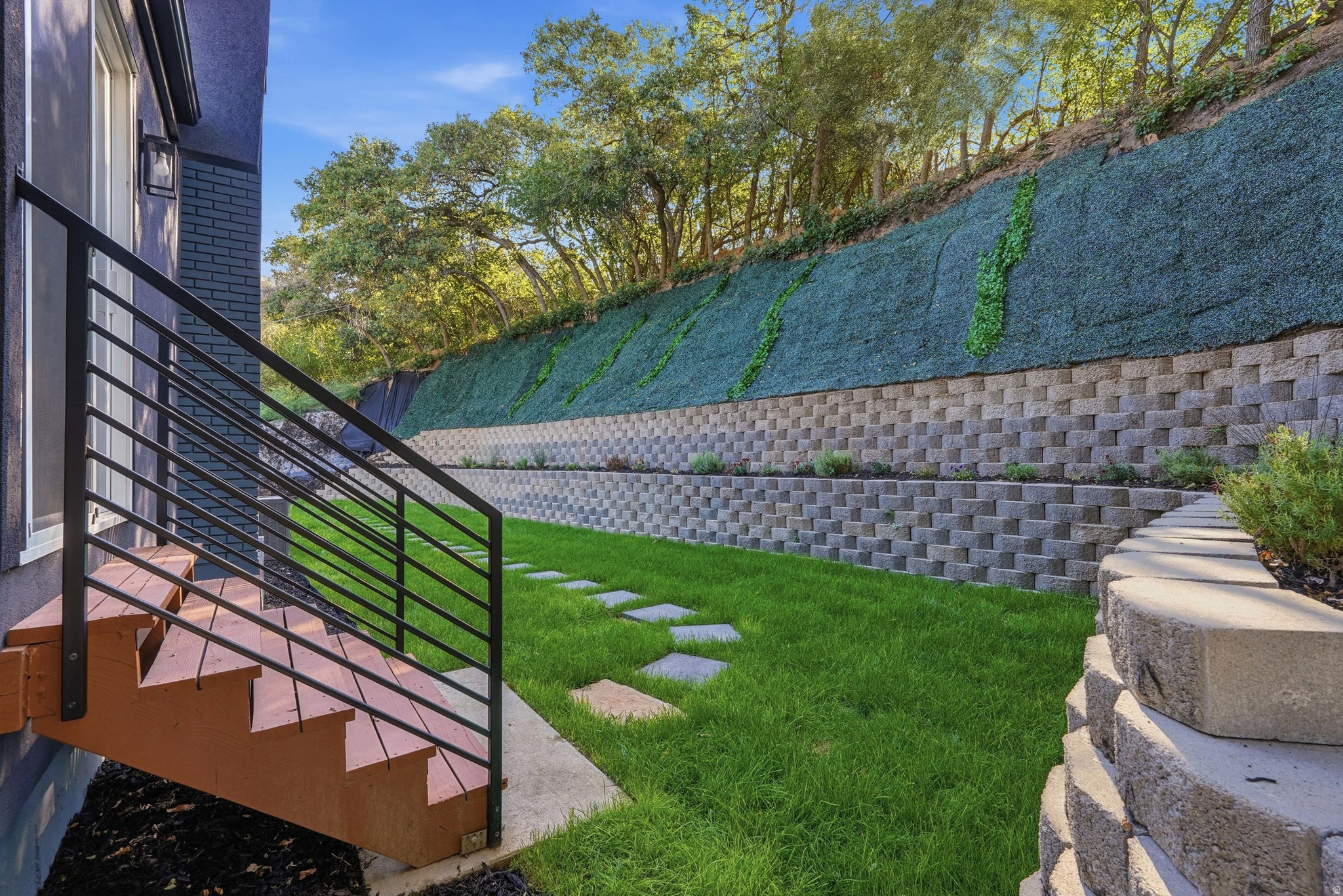 main property photo 45