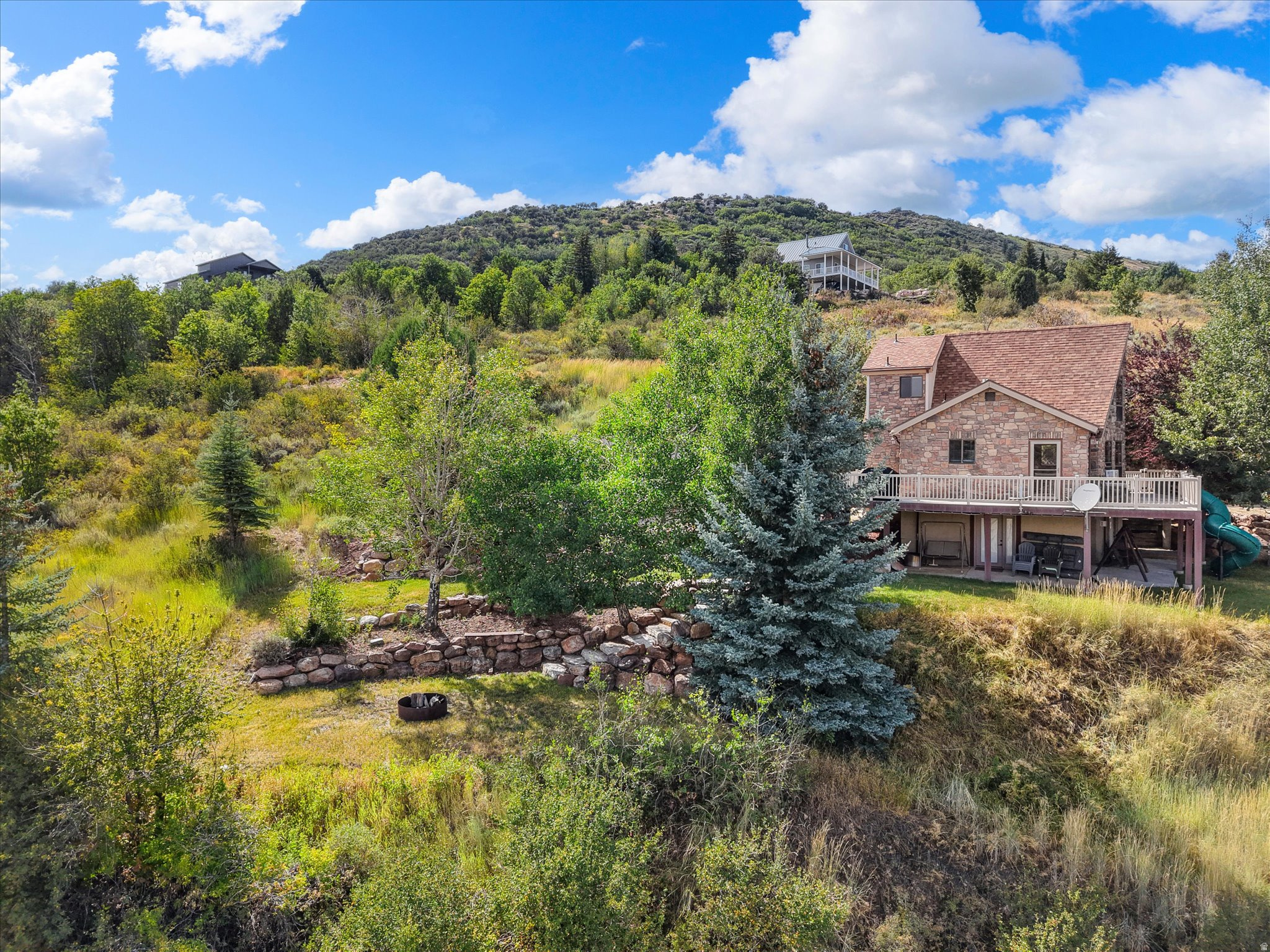 main property photo 8