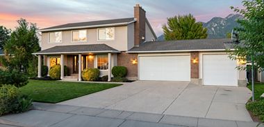 image of property with 5 Bed | 4 Bath | 3,459 Sqft