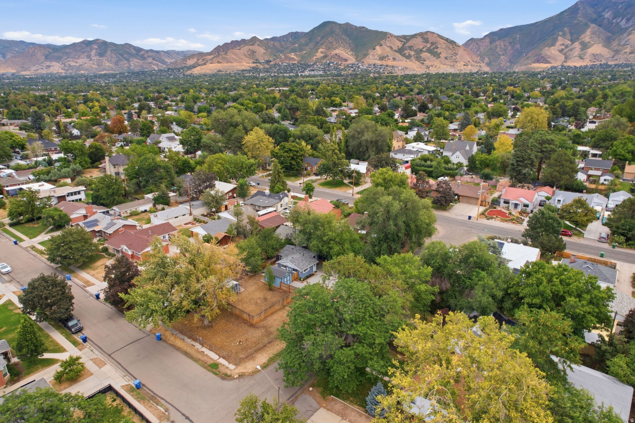 main property photo 19