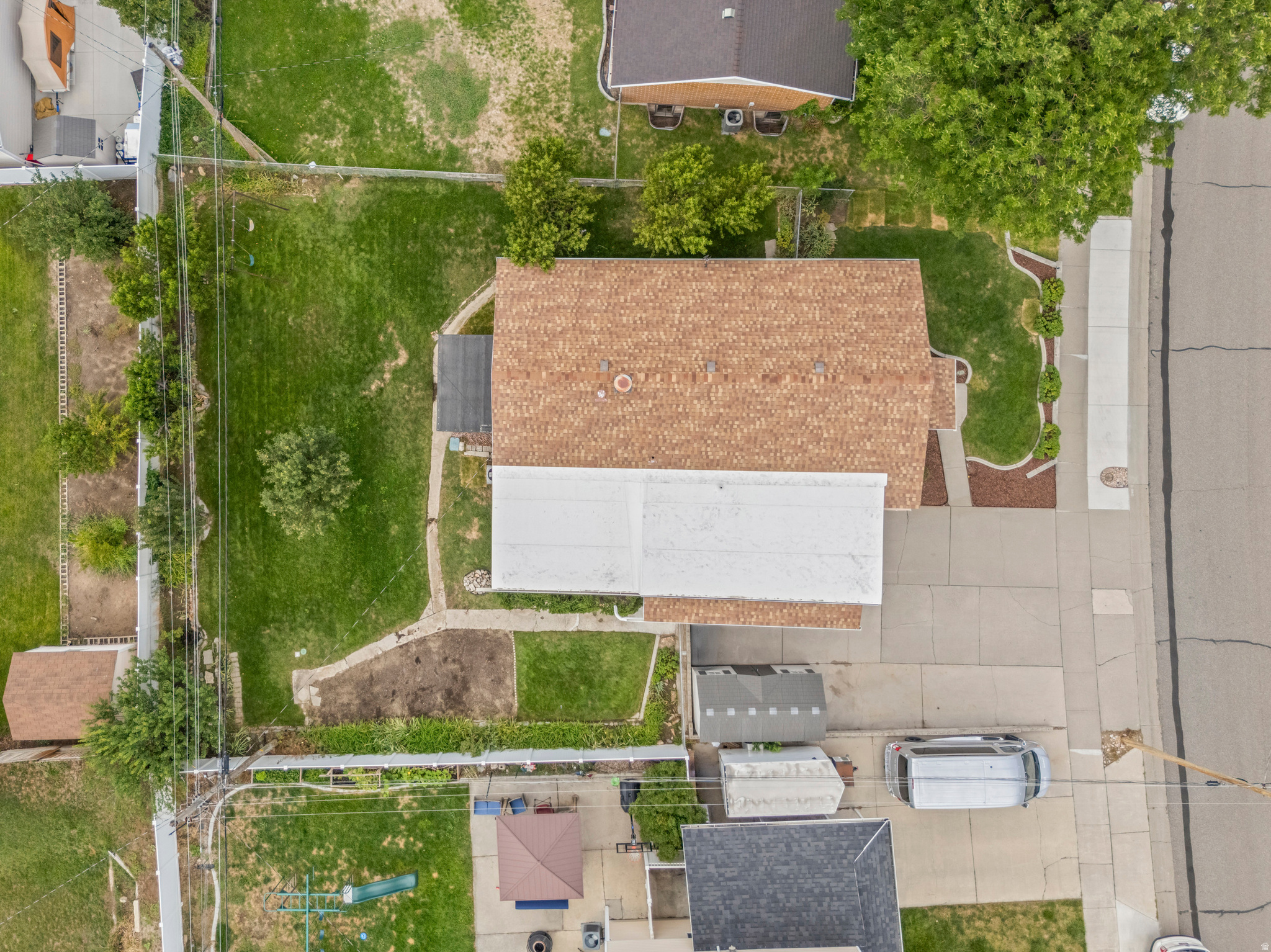 main property photo 43