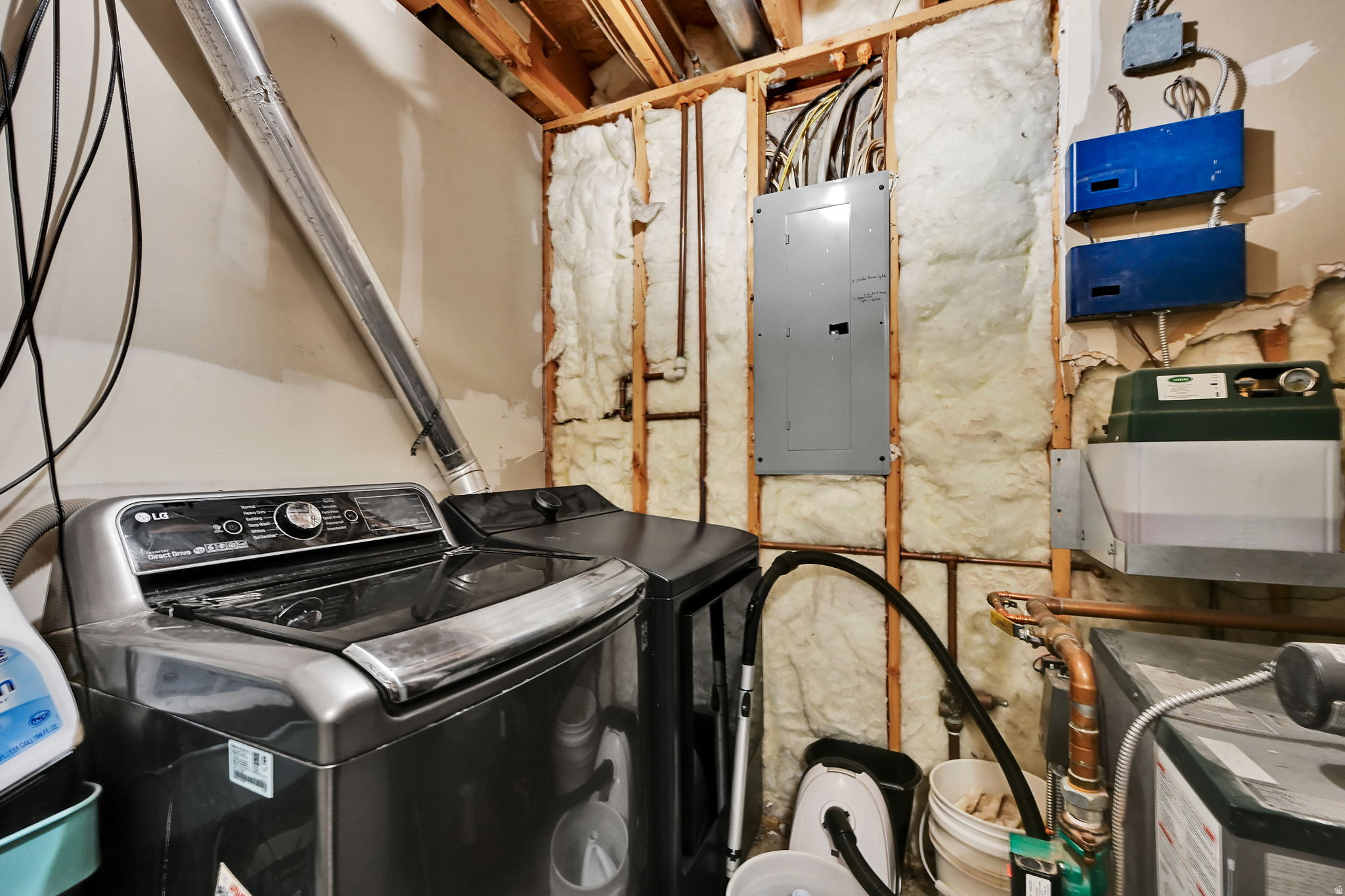 main property photo 31