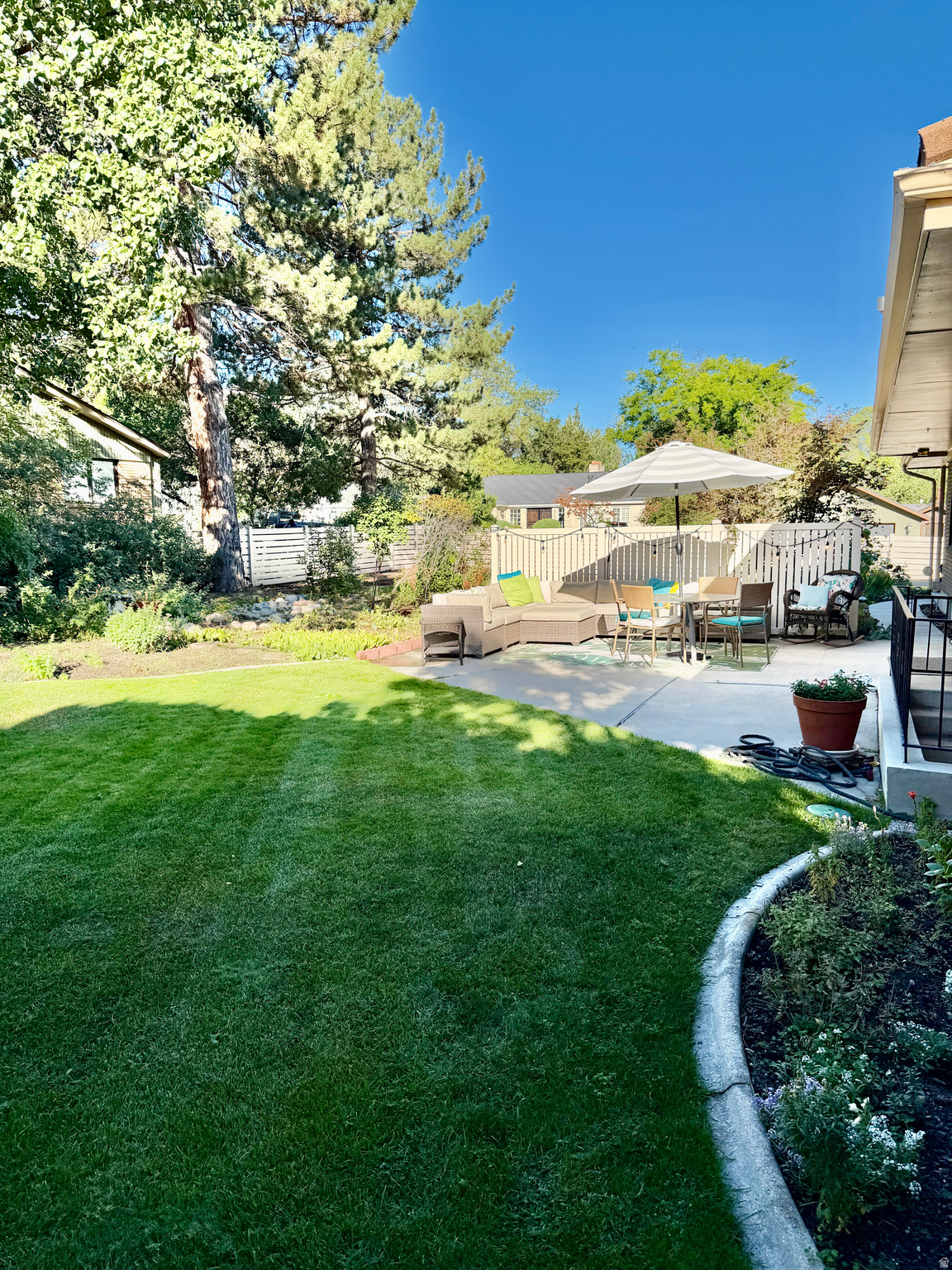 main property photo 60