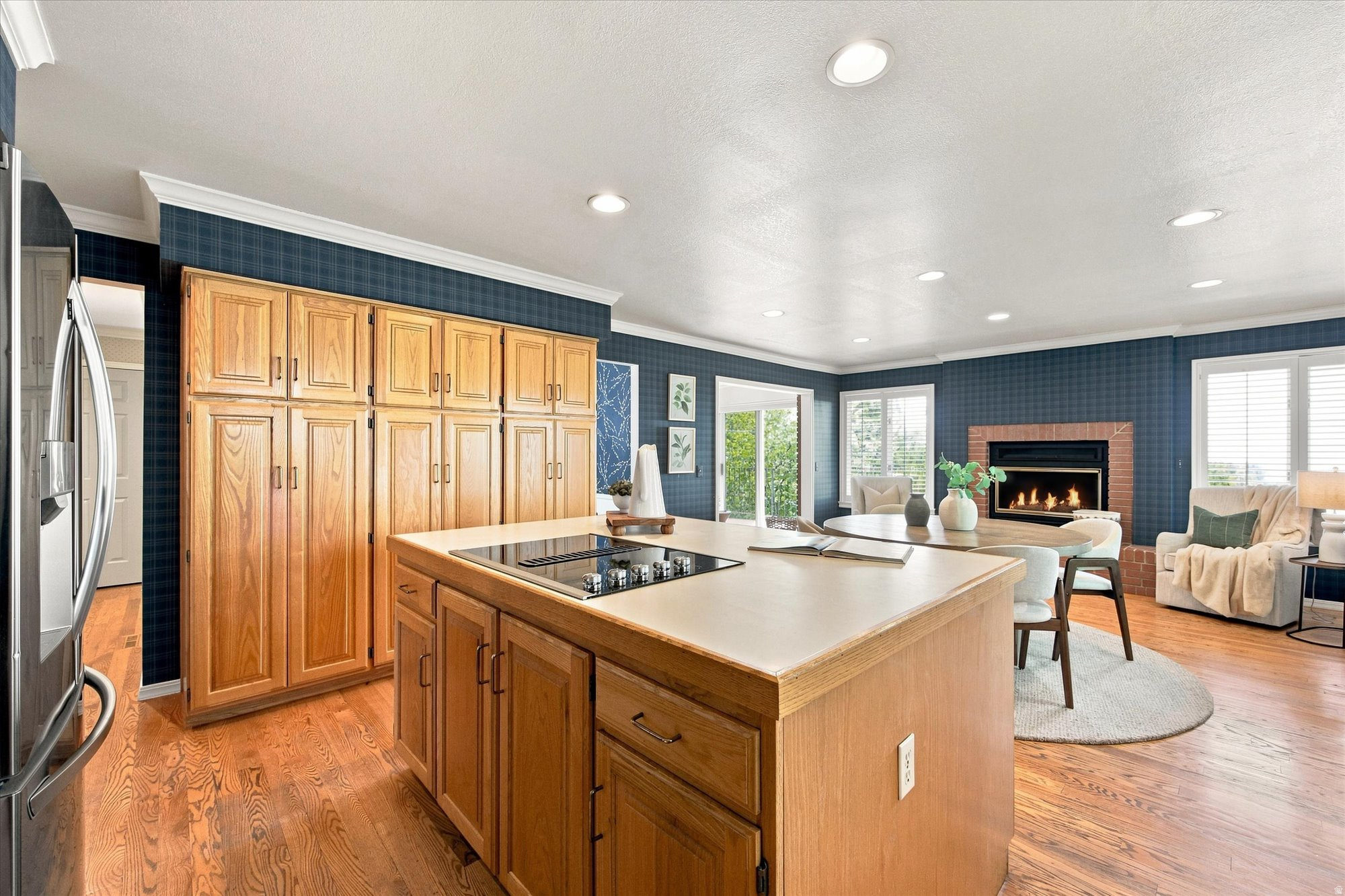 main property photo 12