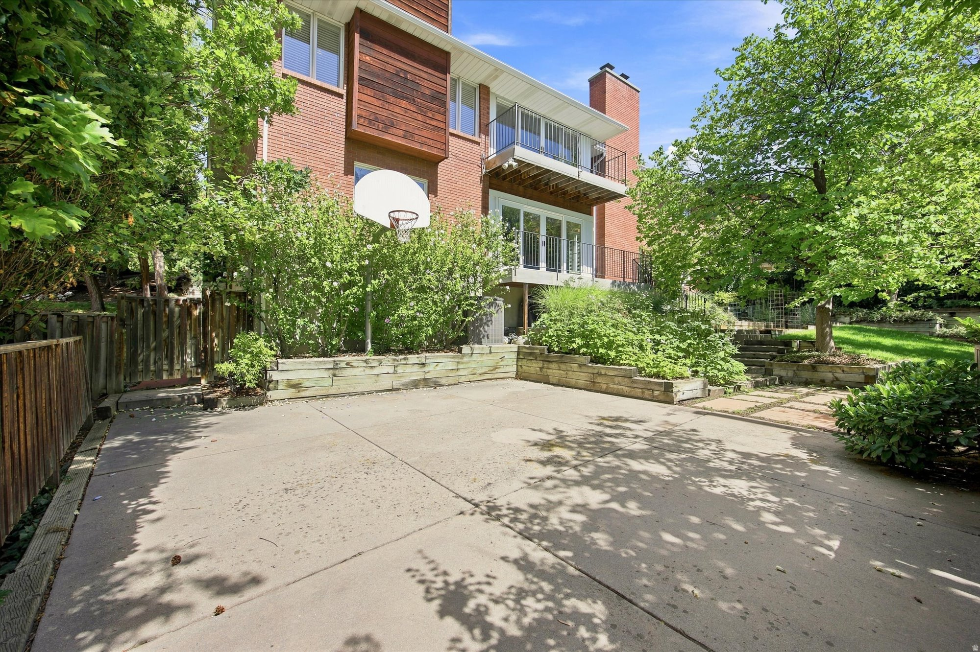 main property photo 42