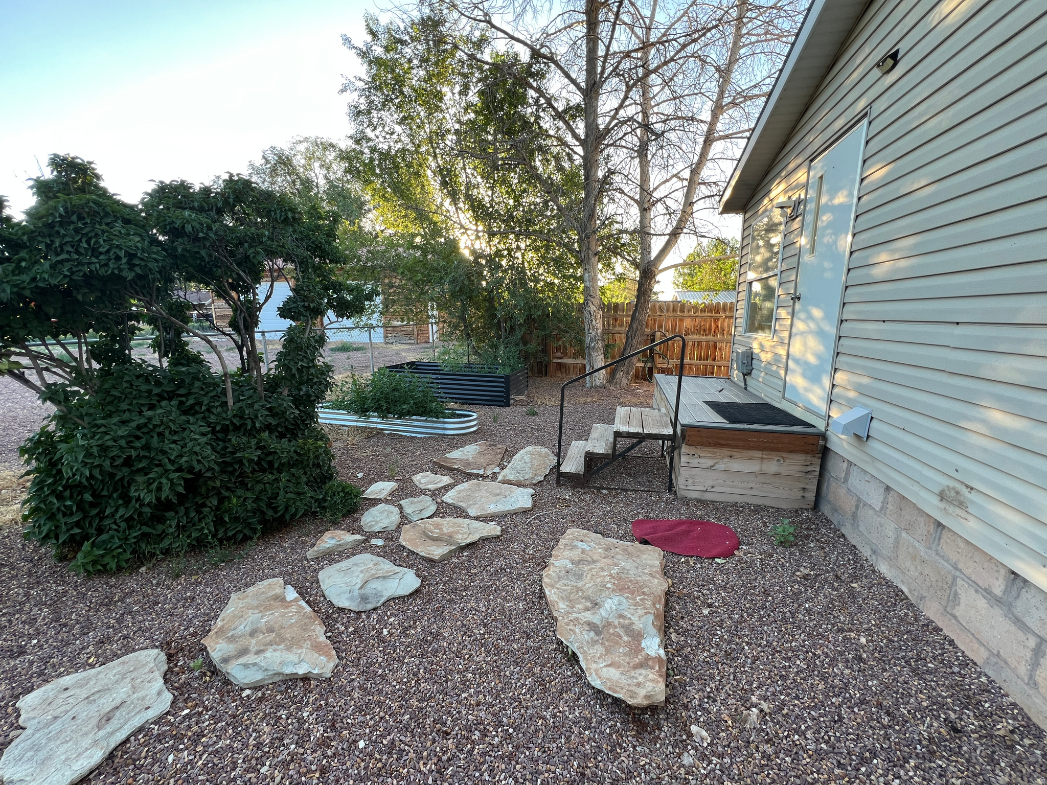 main property photo 14