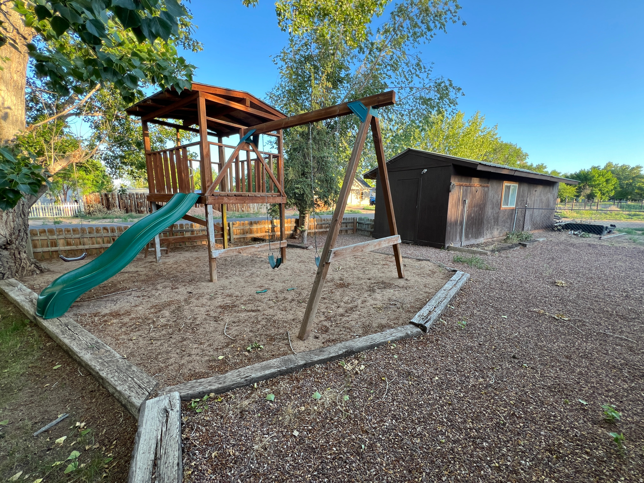 main property photo 21