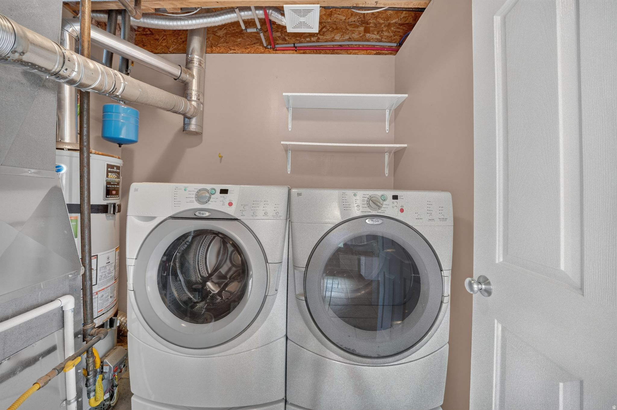 main property photo 25