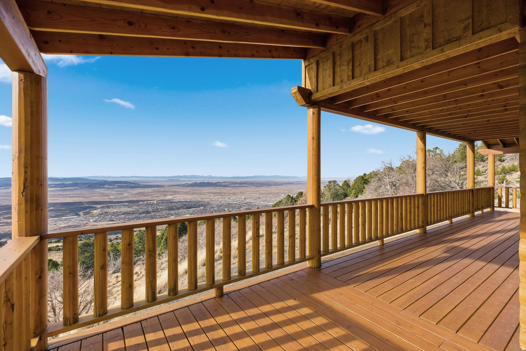 main property photo 37