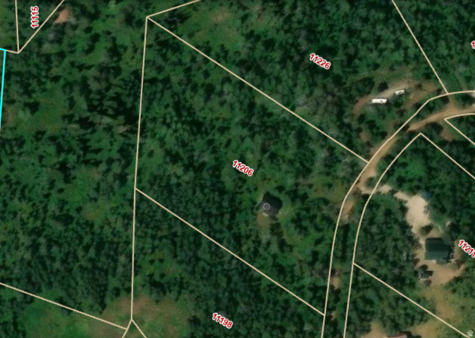 main property photo 32