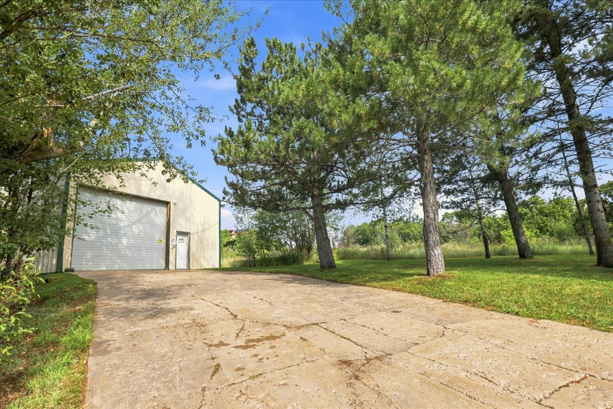 main property photo 70
