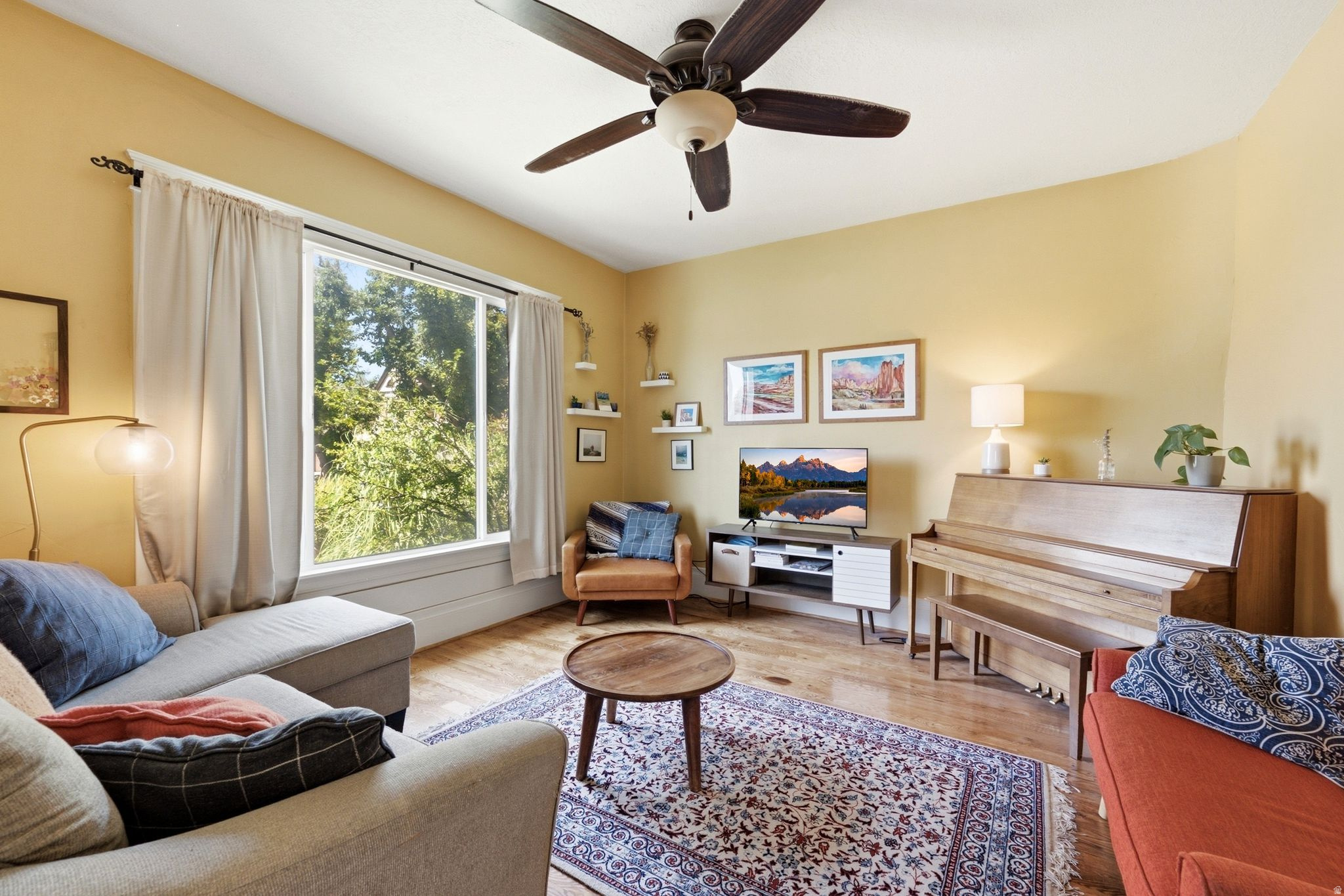 main property photo 4