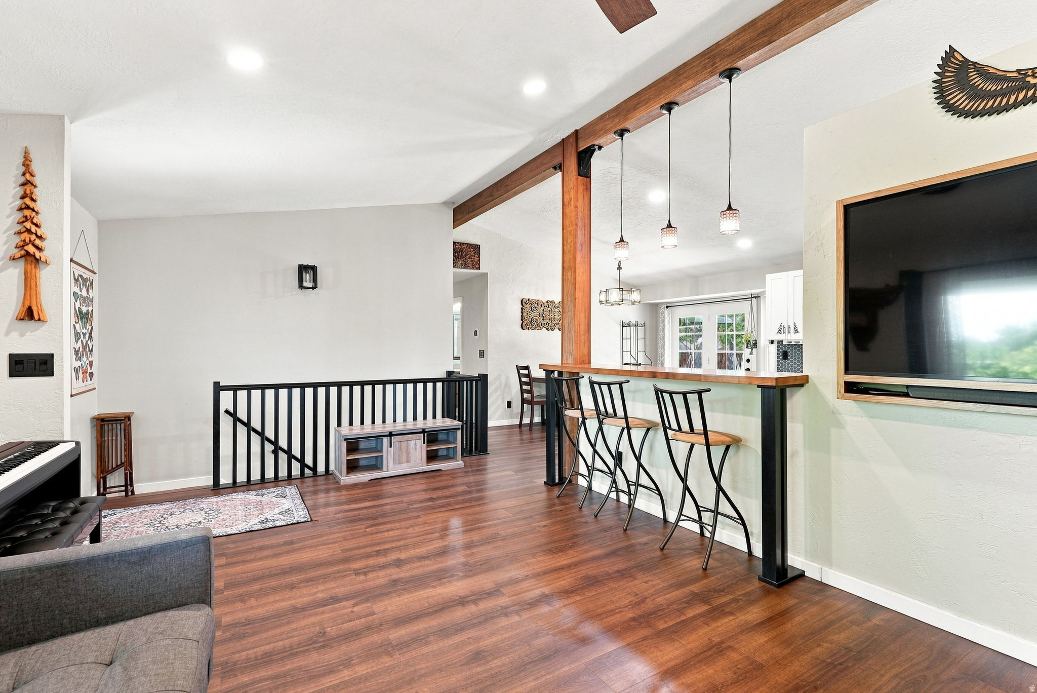 main property photo 5