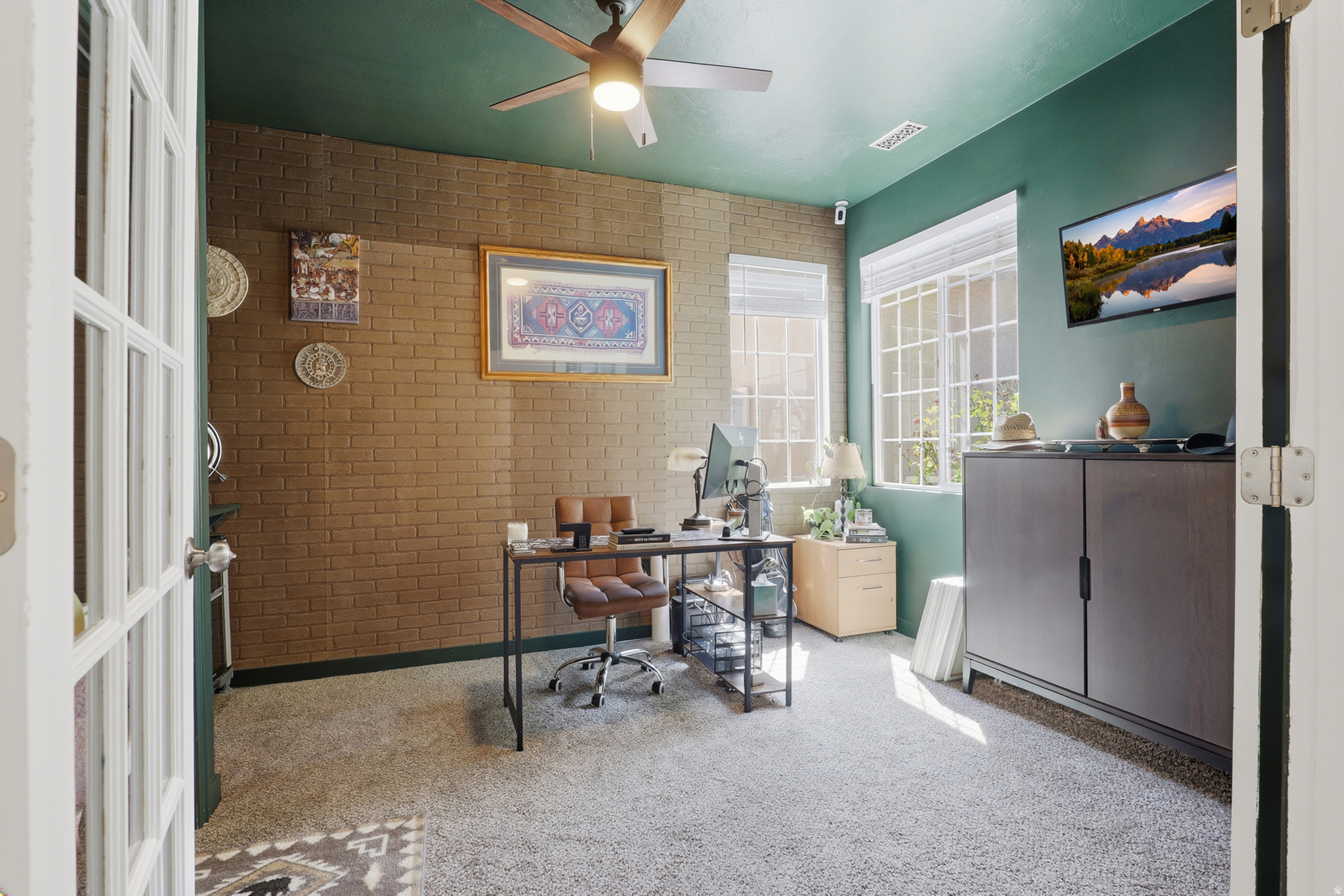 main property photo 6