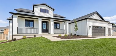 image of property with 3 Bed | 3 Bath | 5,055 Sqft