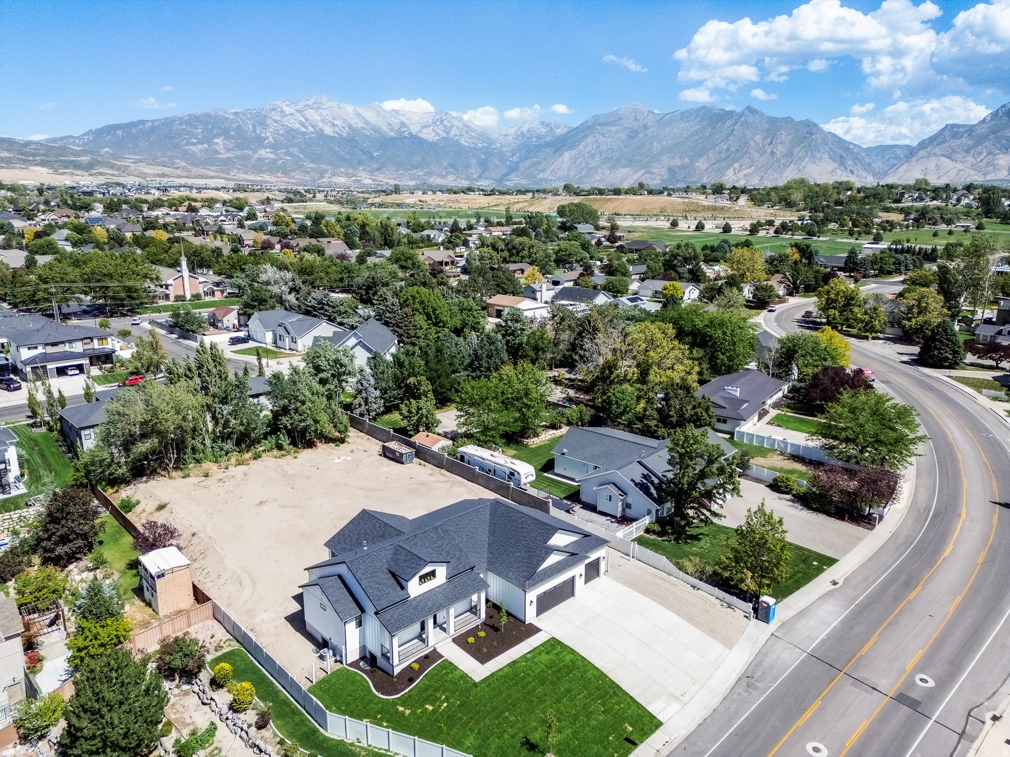 main property photo 66