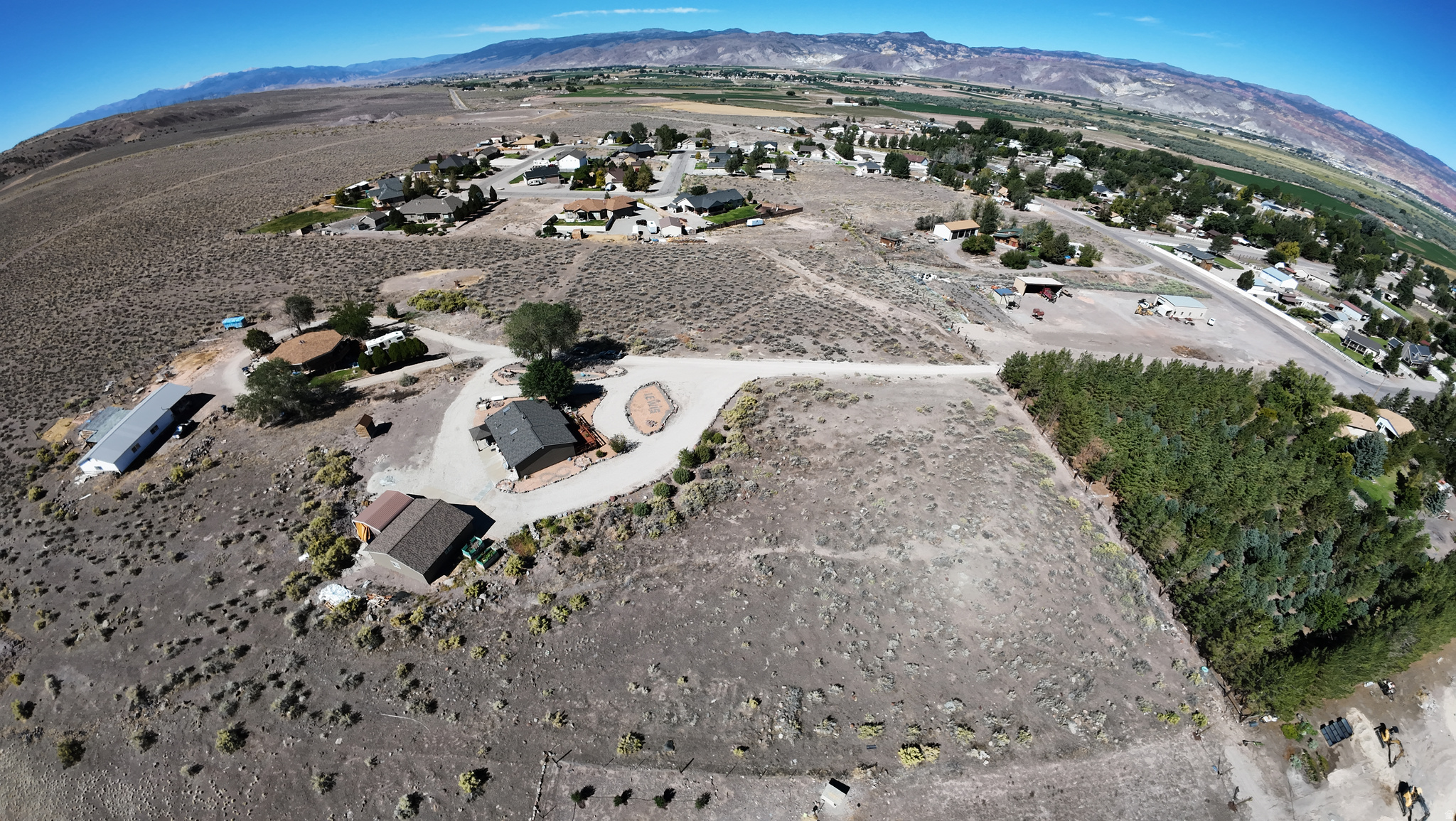 main property photo 45