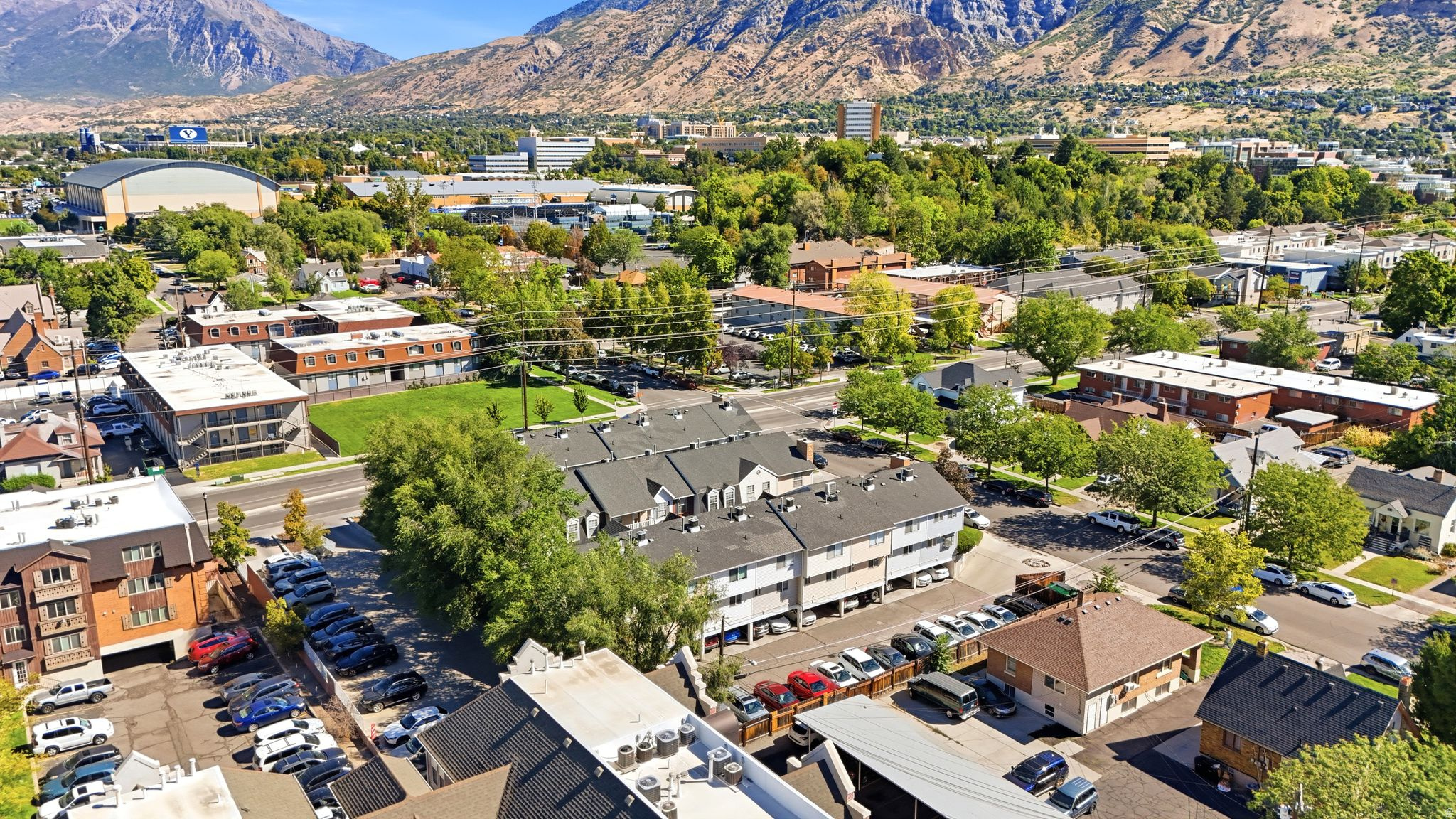 main property photo 23