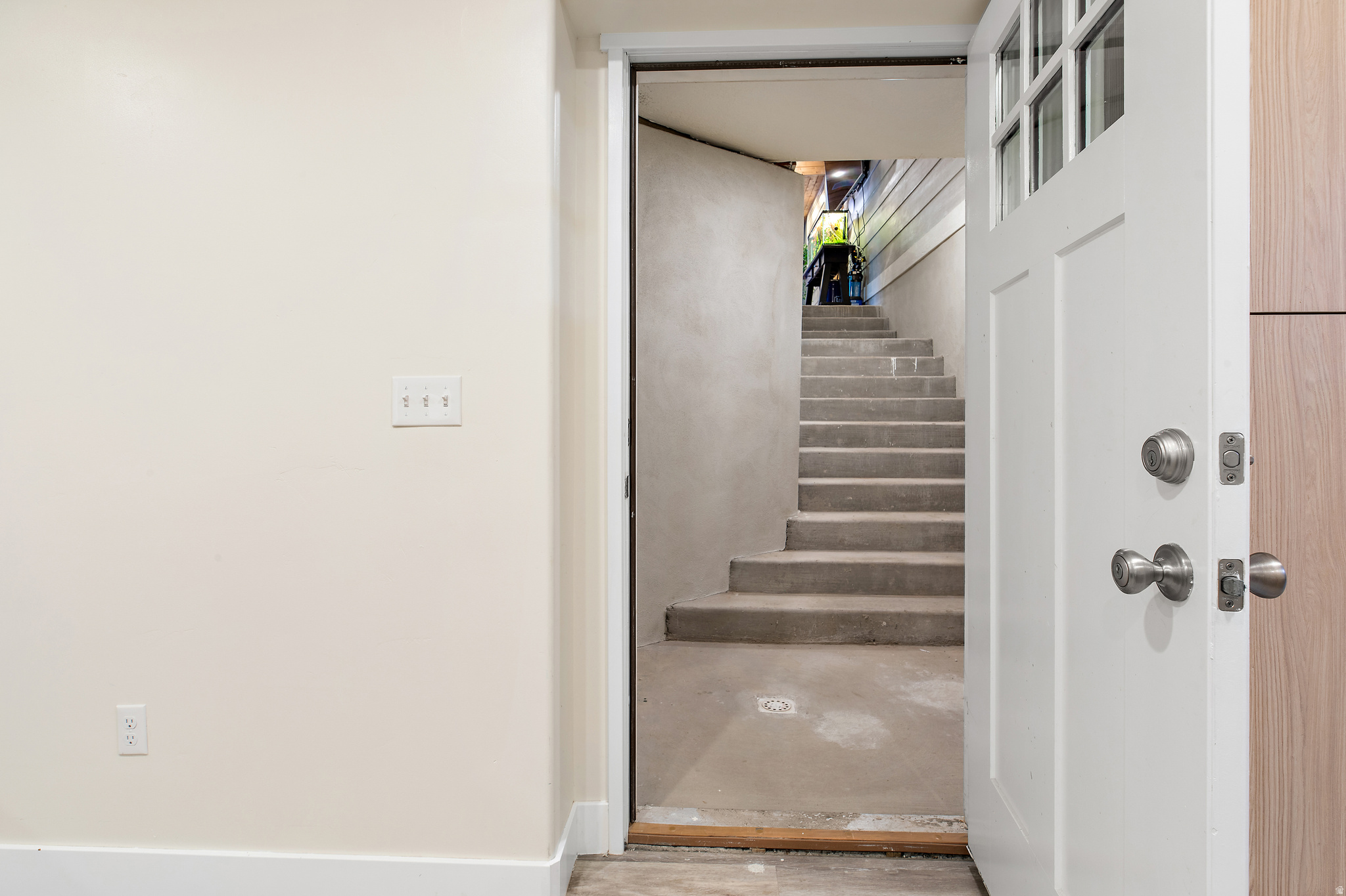 main property photo 44