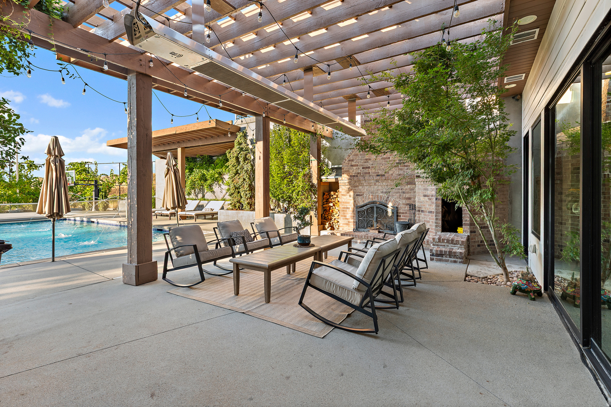 main property photo 64