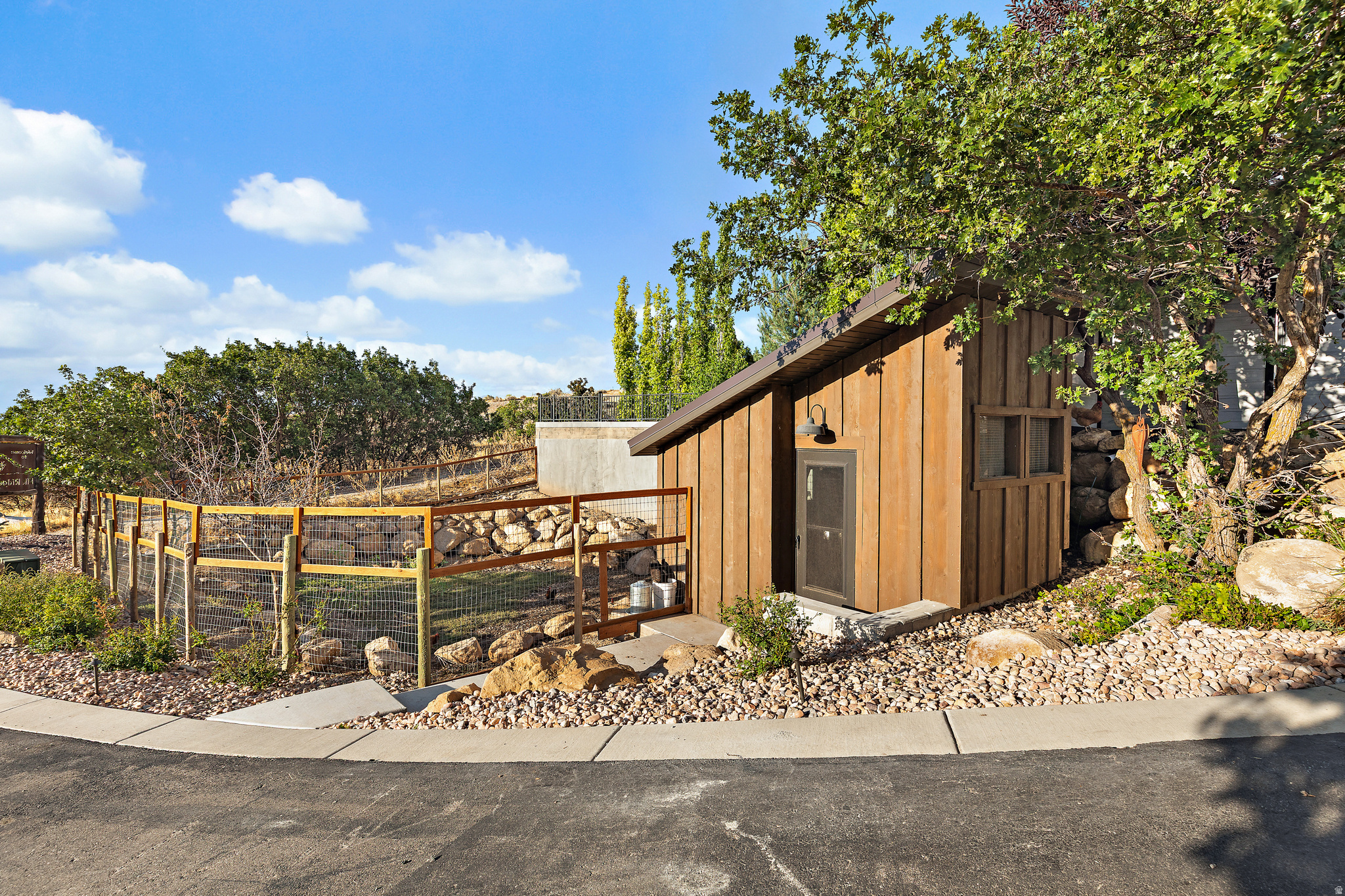 main property photo 74