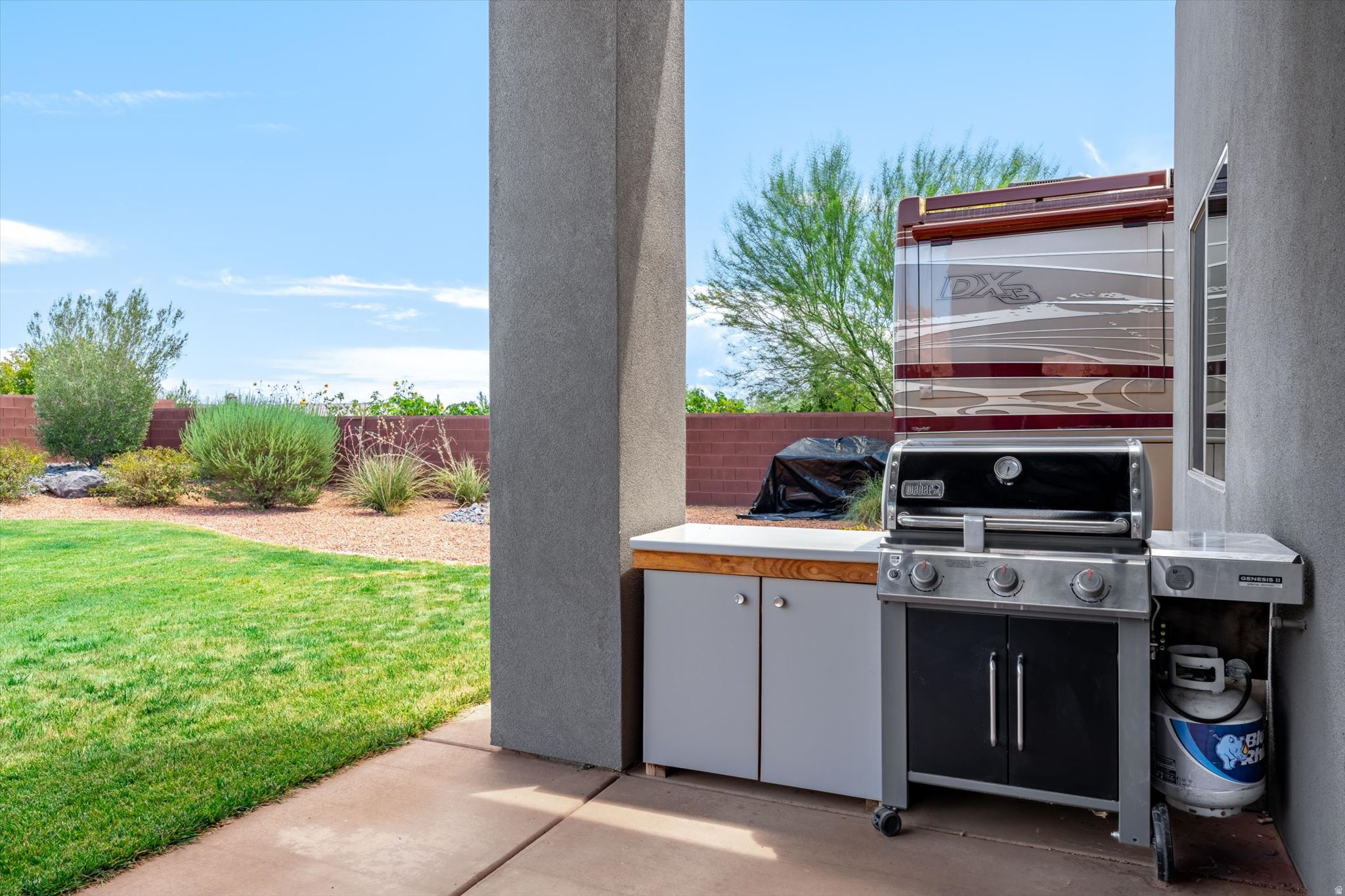 main property photo 48