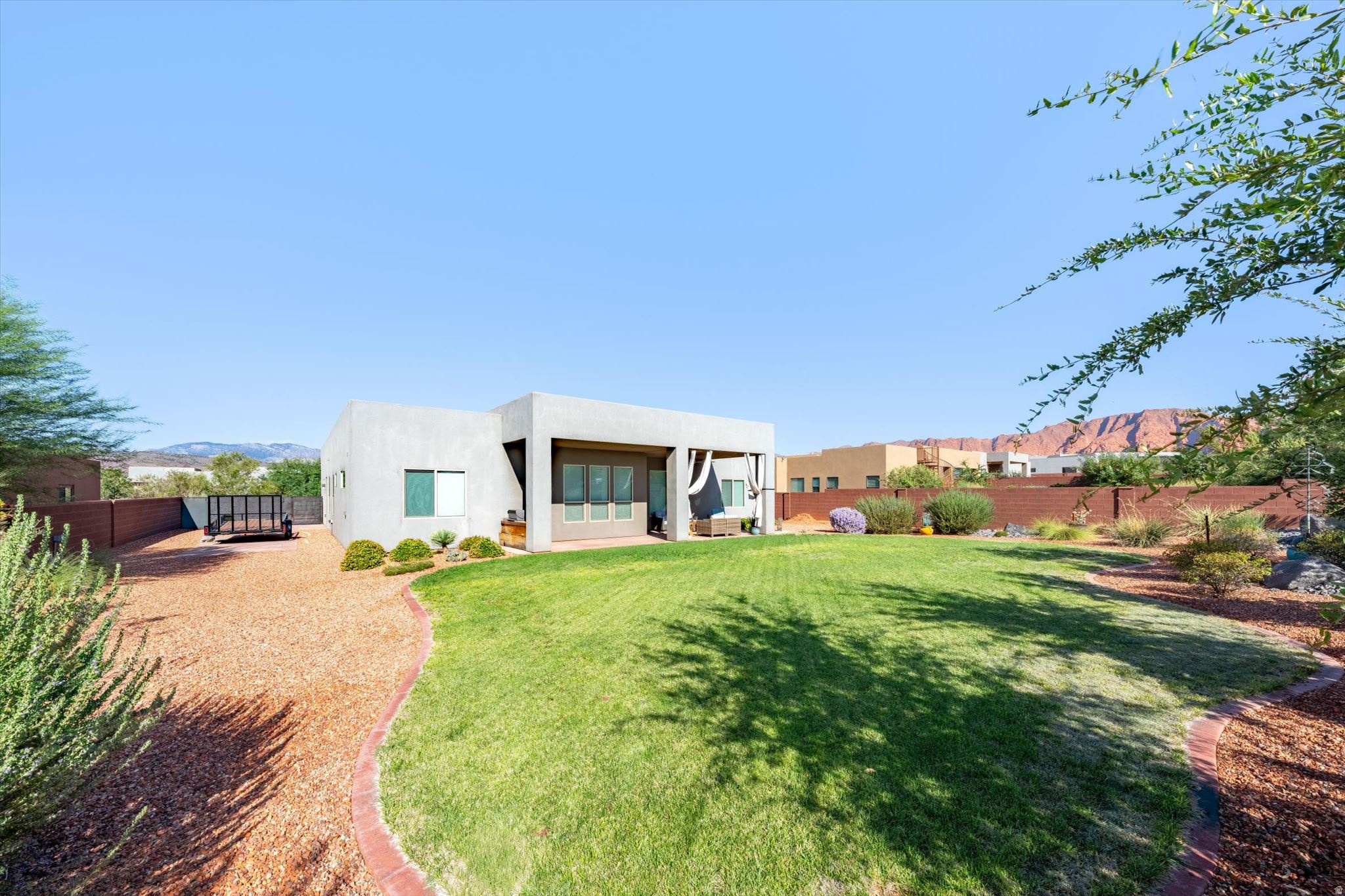 main property photo 59