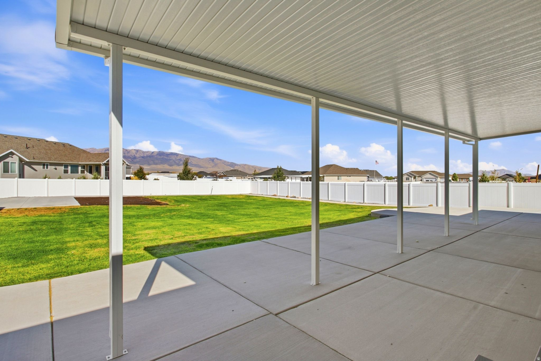 main property photo 26