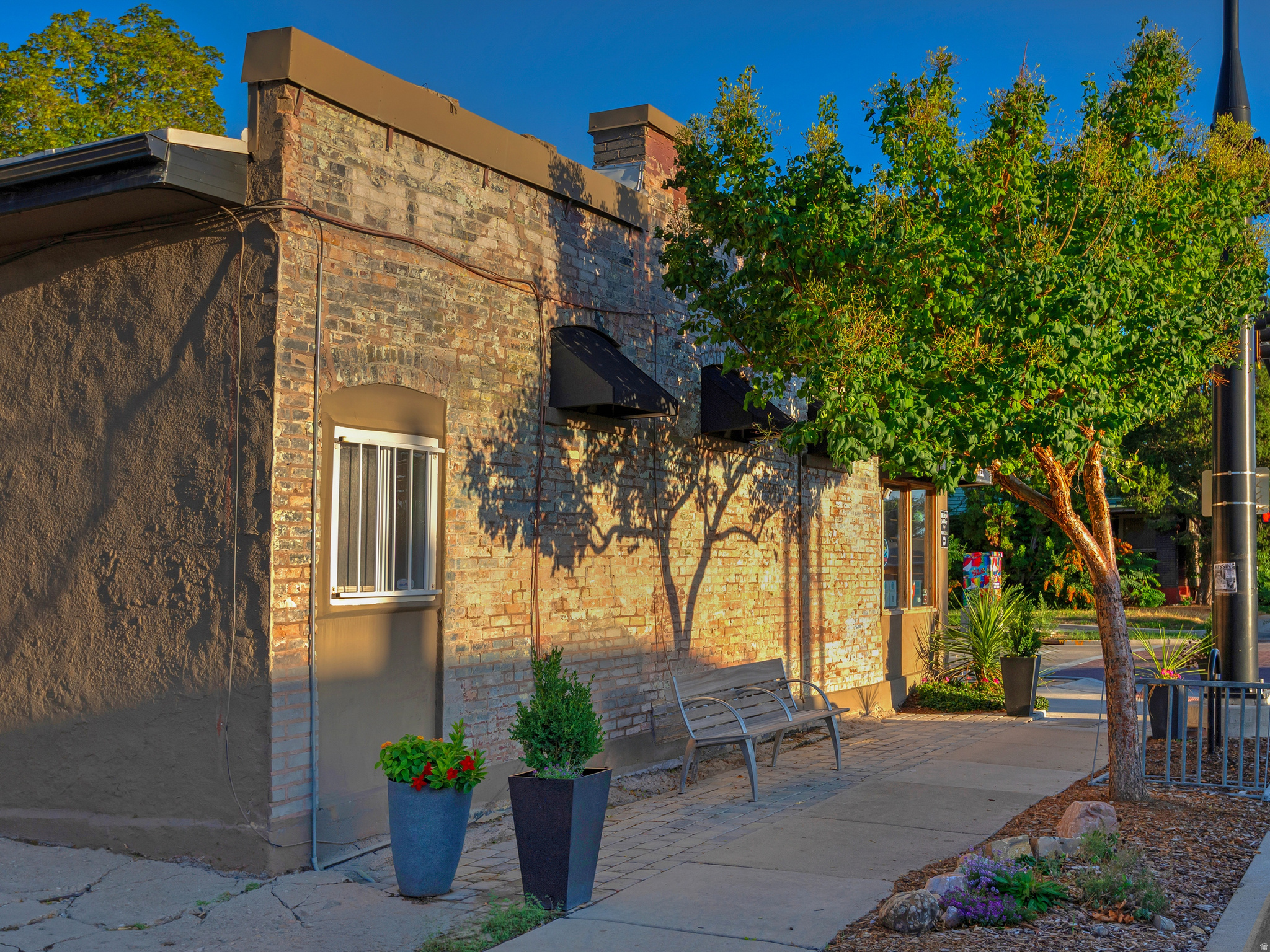 main property photo 2